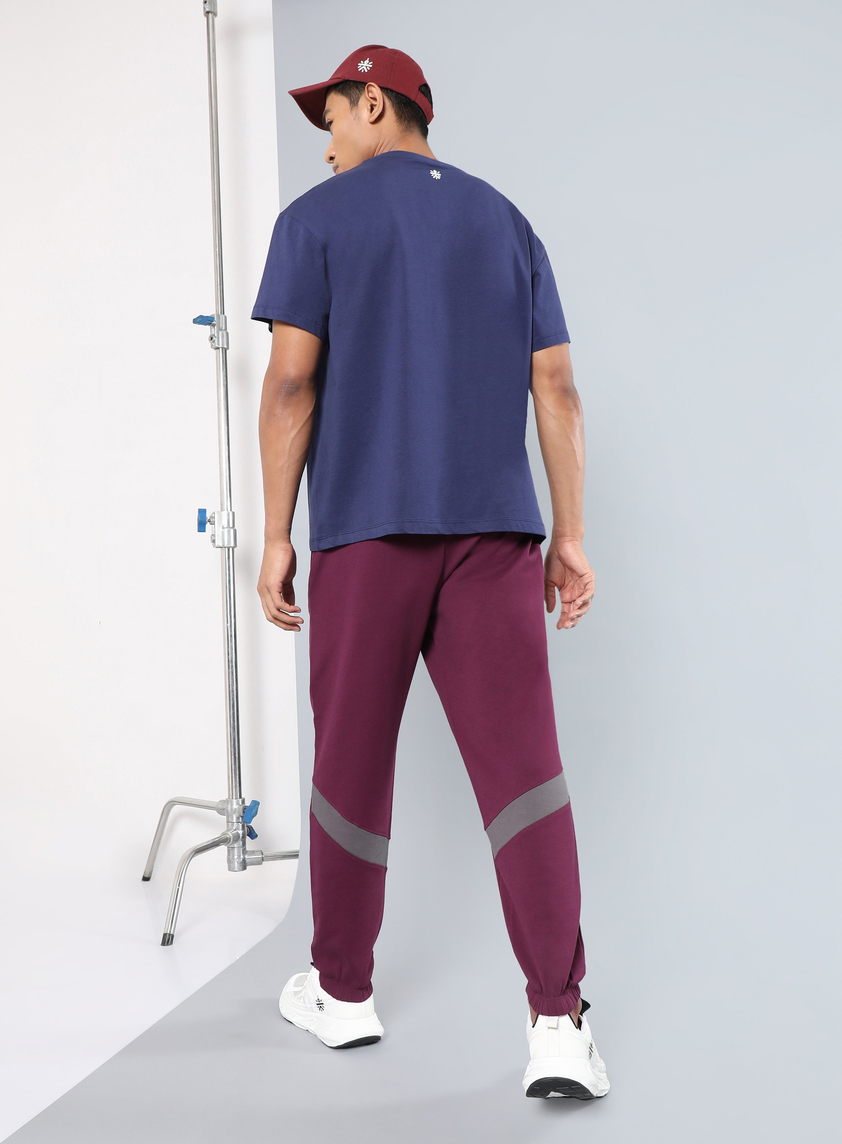 Men's Maroon Move it Joggers