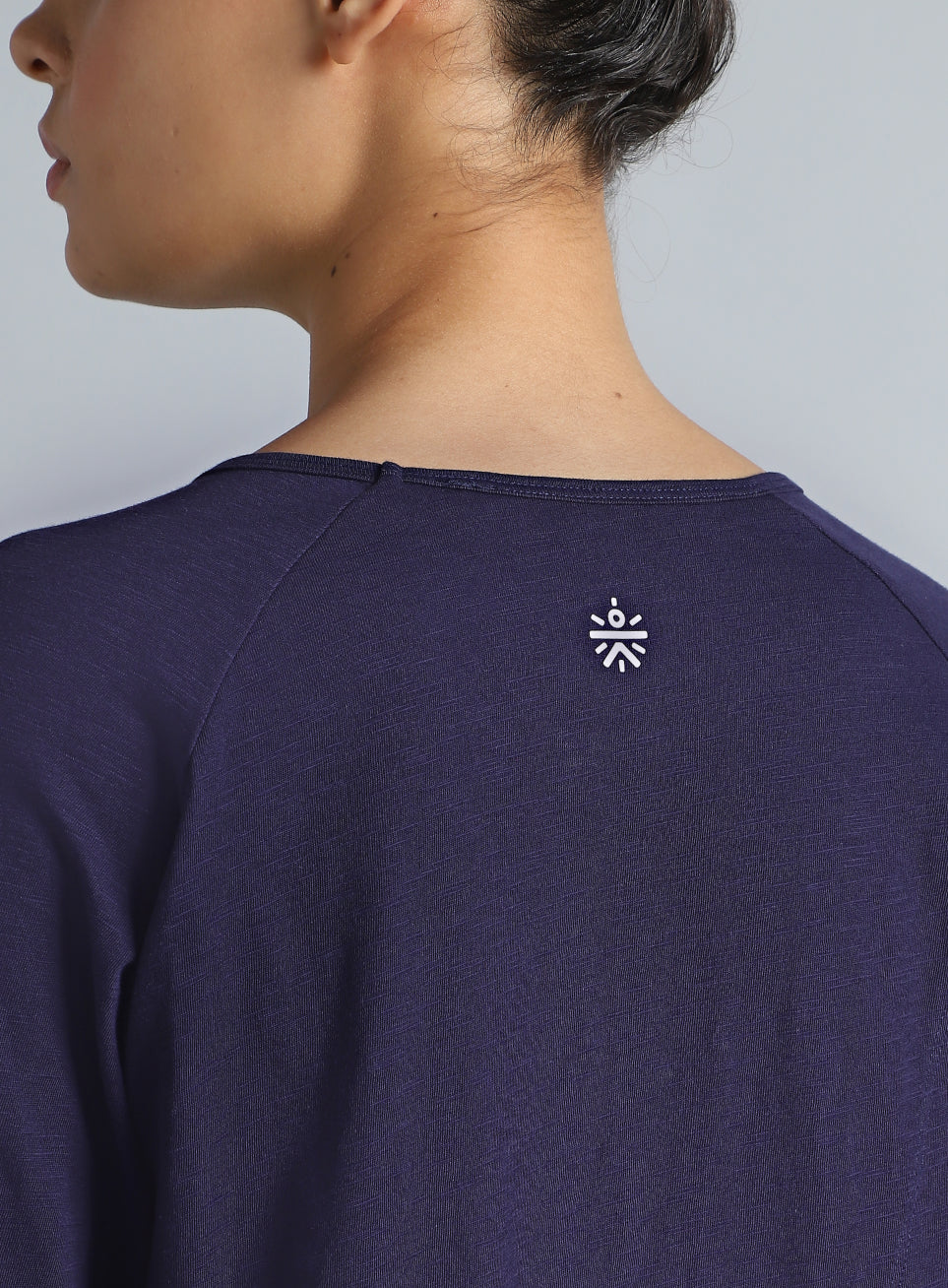 Women's Navy Yoga Flow Full Sleeve Top