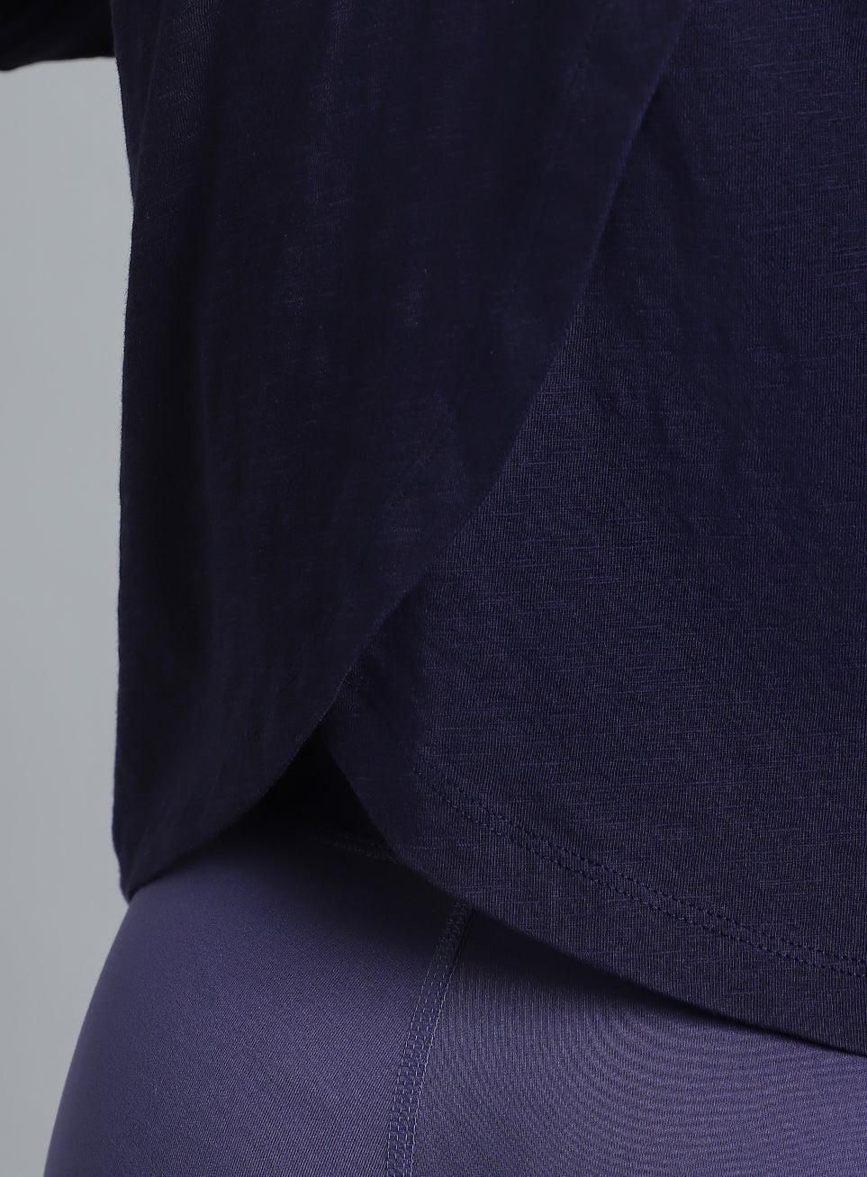 Women's Navy Yoga Flow Full Sleeve Top