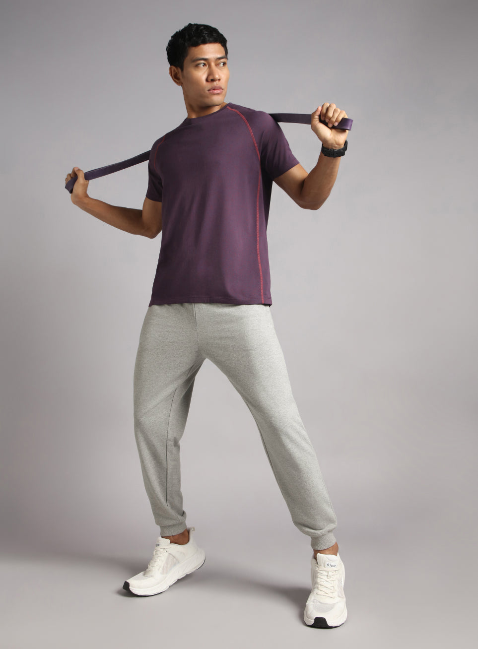 Men's Grey Train In Joggers