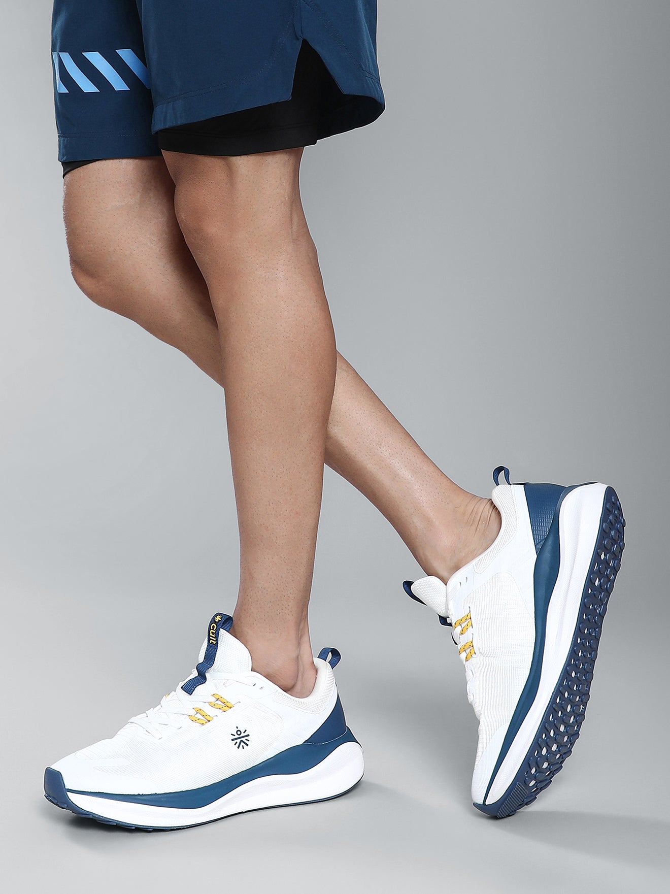 cult Men's Zyro Running Shoes - White/R.Blue