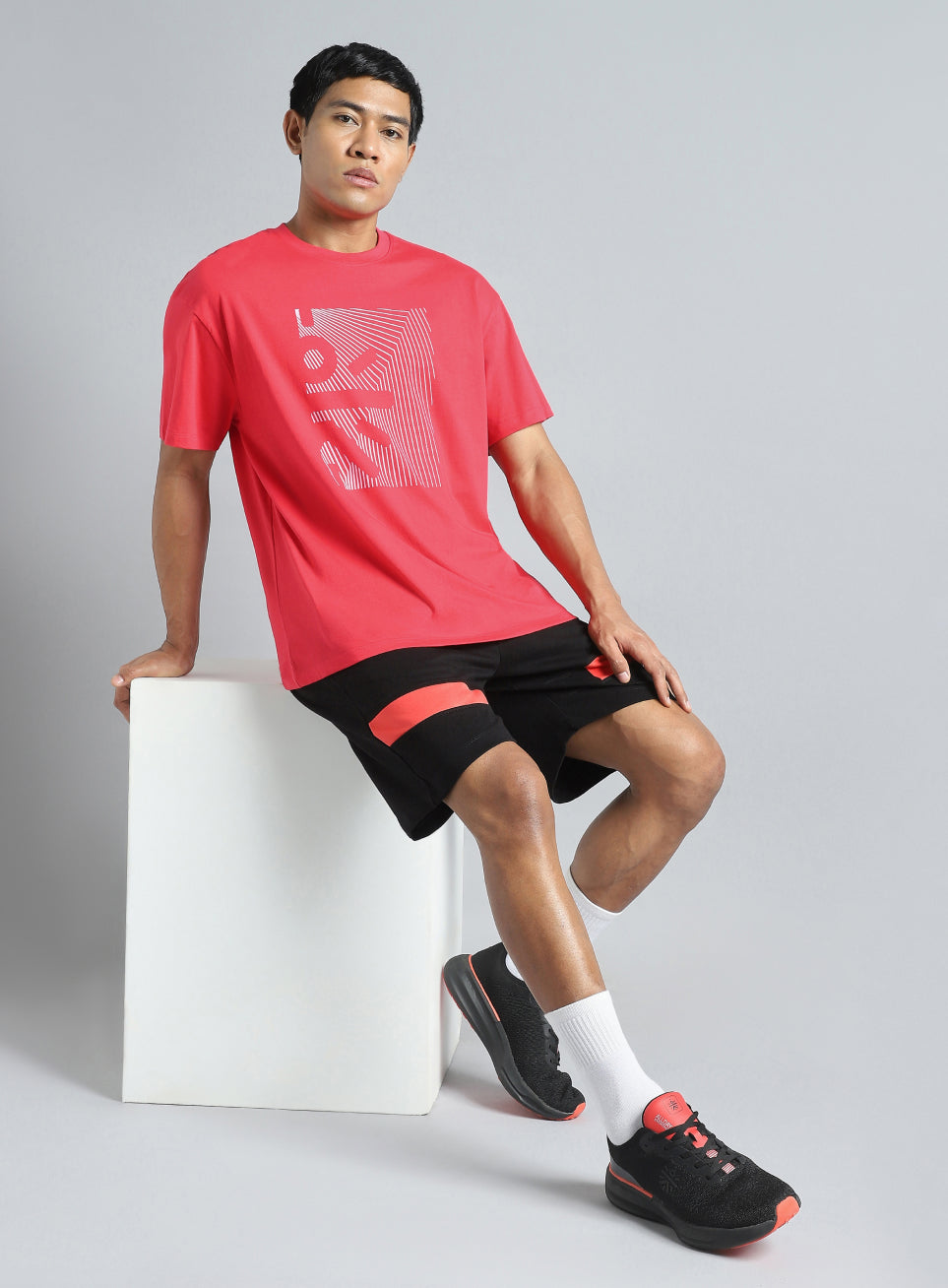 Men's Red Cult Branding Graphic T-shirt