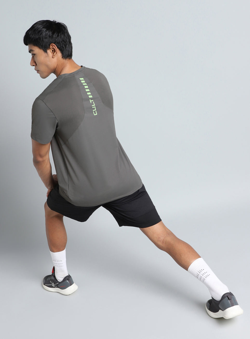 Men's Dark Grey Cult Energy Training T-shirt