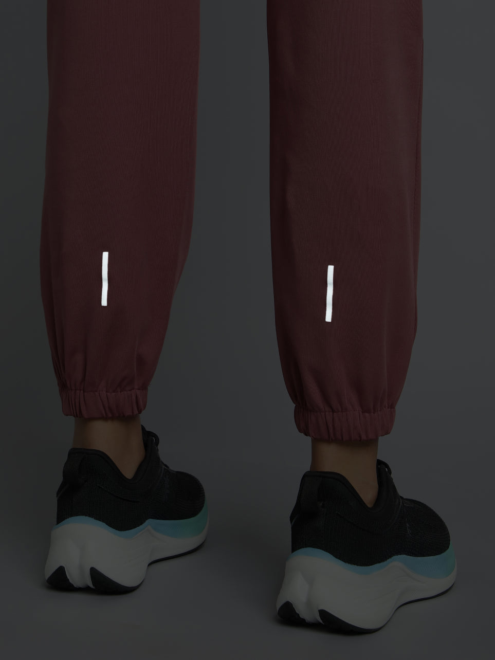 705580 j db2527f7 6653 44f5 9b4d fb70470b2483