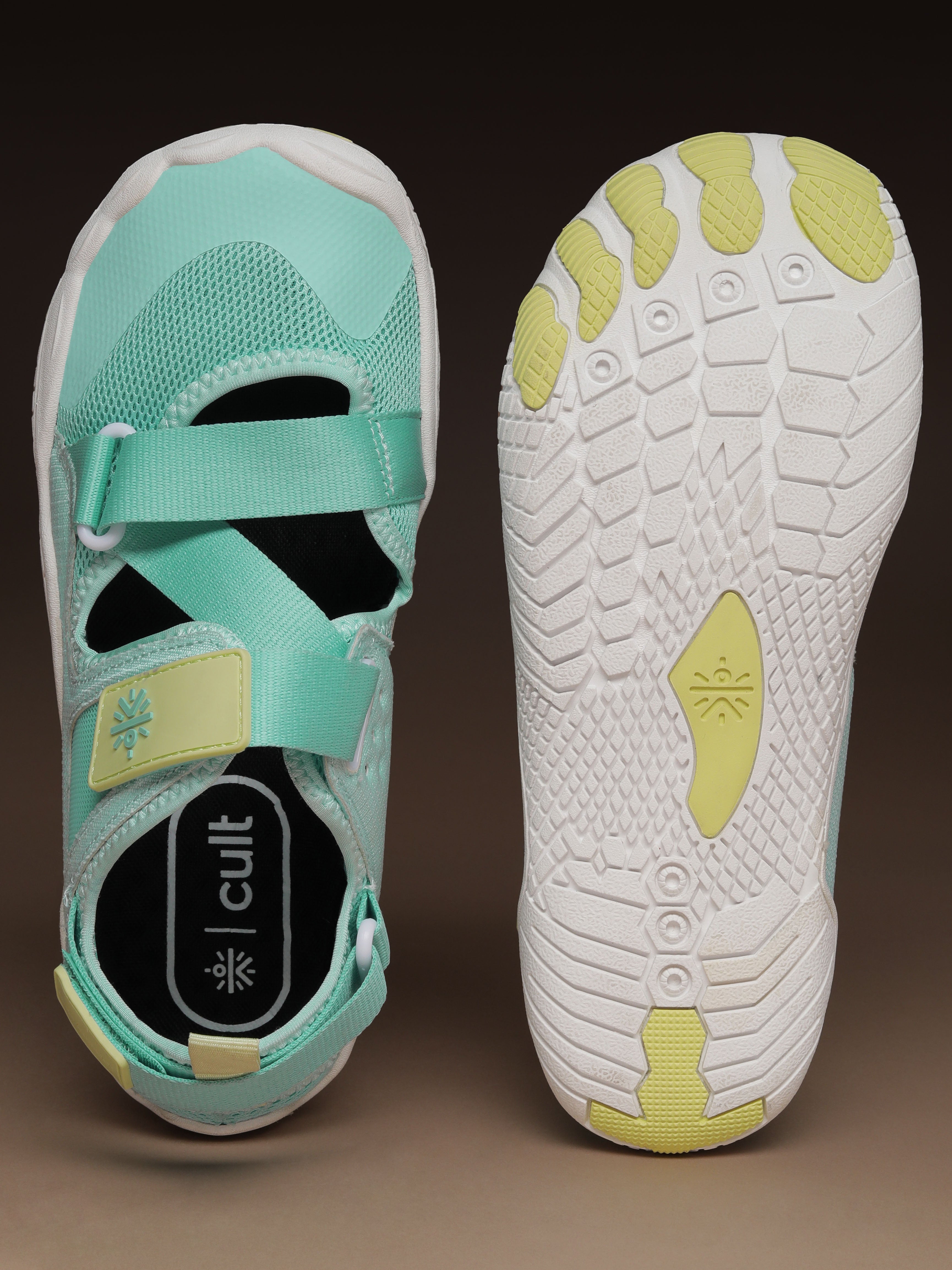 cult Women's BreezeLite Barefoot Sandals - Mint