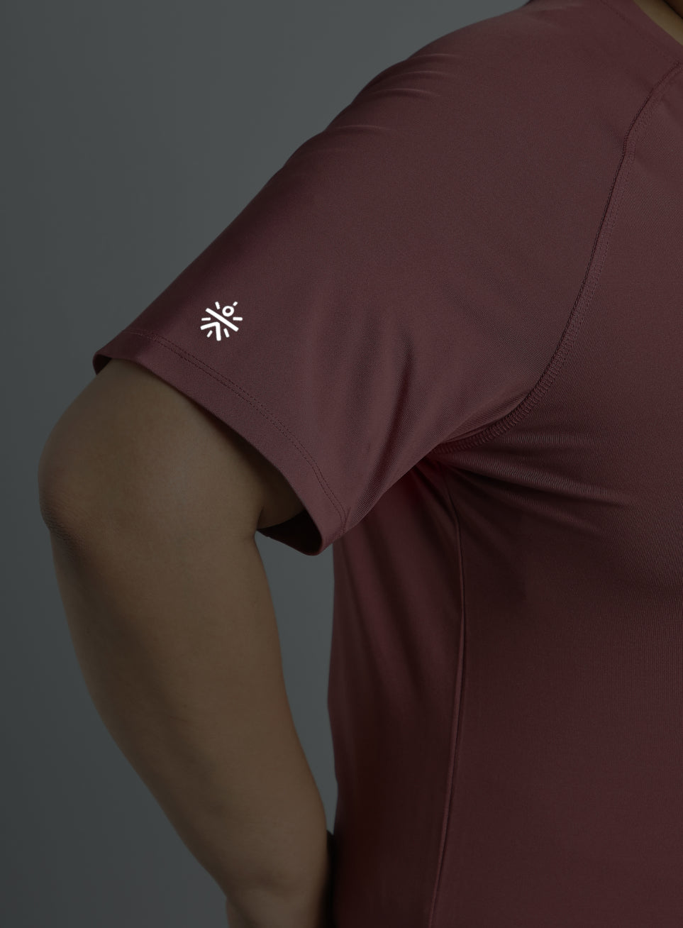 Women's Red Running Essential Plus Size Regular Fit T-shirt