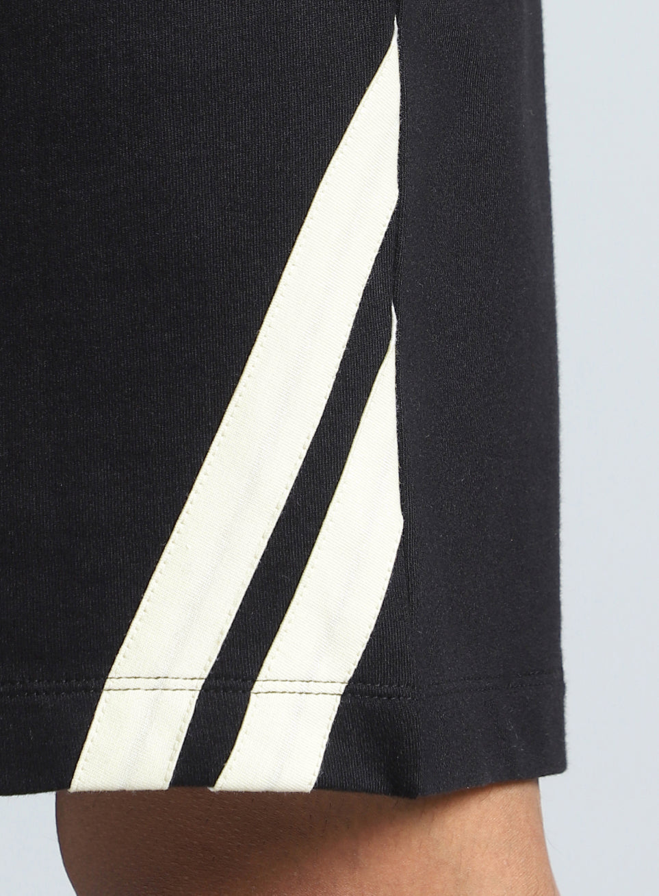 Men's Black Move Easy Shorts