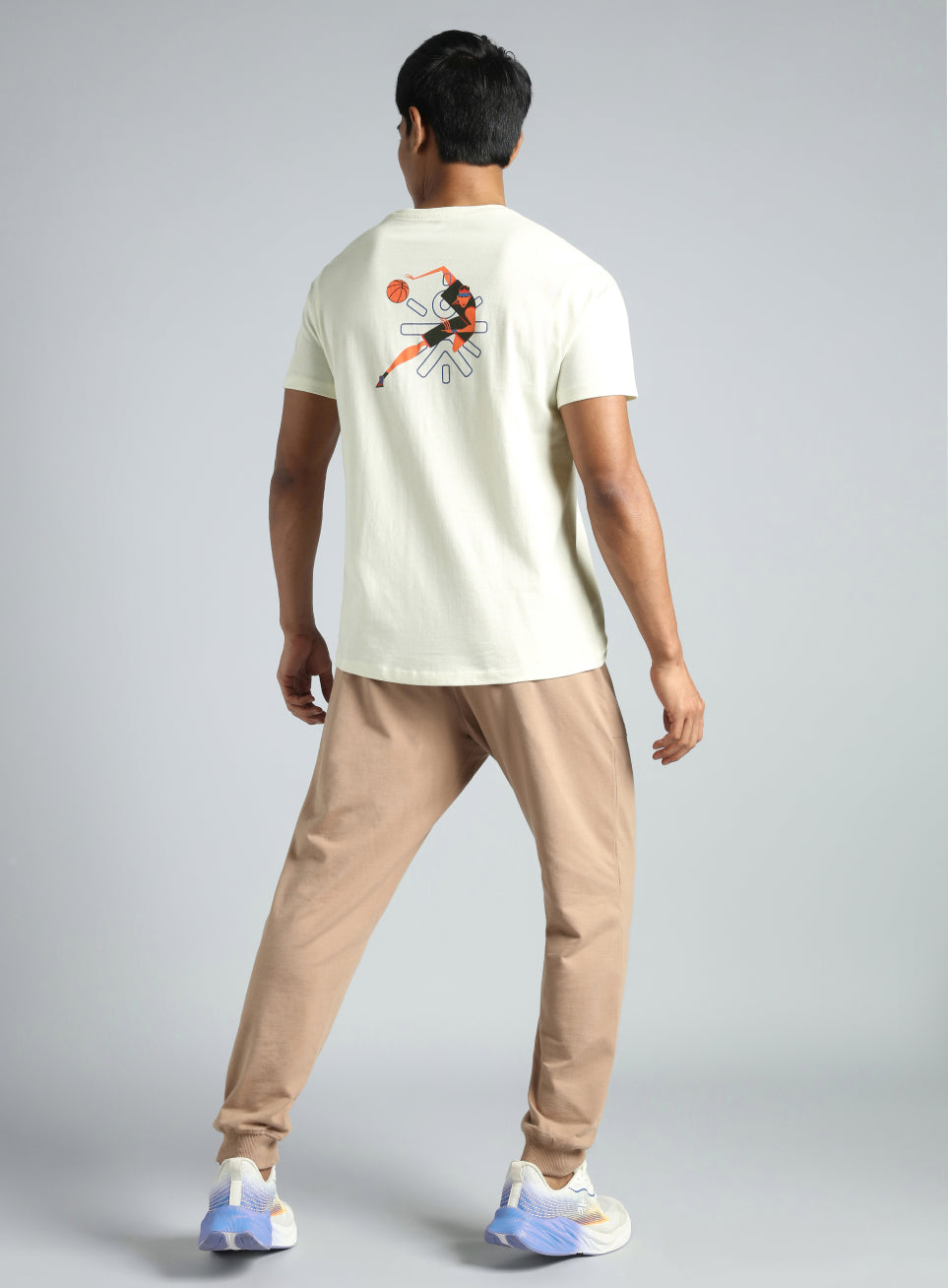 Men's Off White Play Basketball Graphic T-shirt