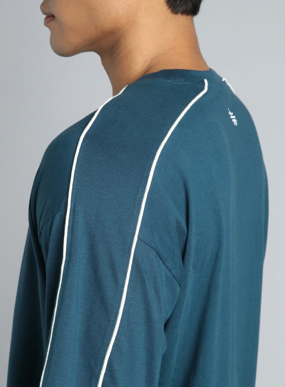 Men's Navy Cult Brand Carrier T-shirt