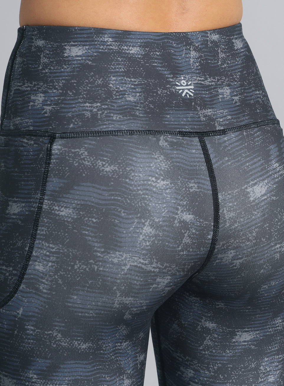 Women's Black Printed Train All Day COMFlex Tights