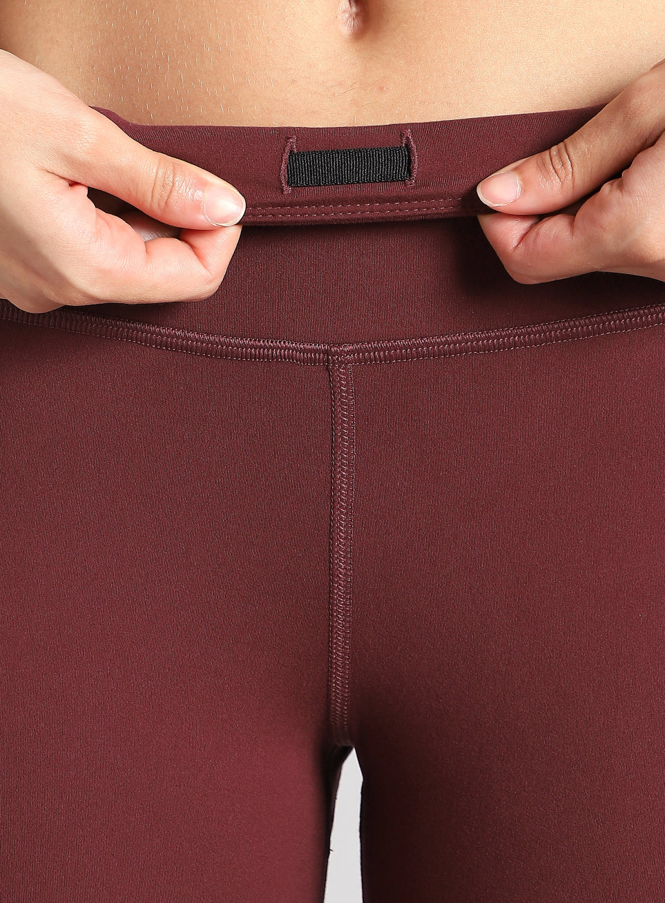 Women's Brown Absolute Fit Solid Running Tights