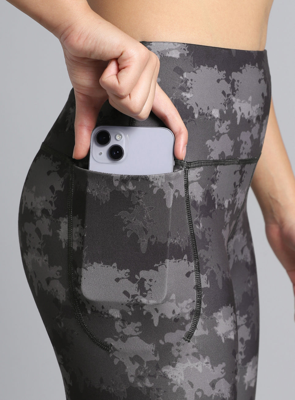 Women's Black Printed Performance Tights