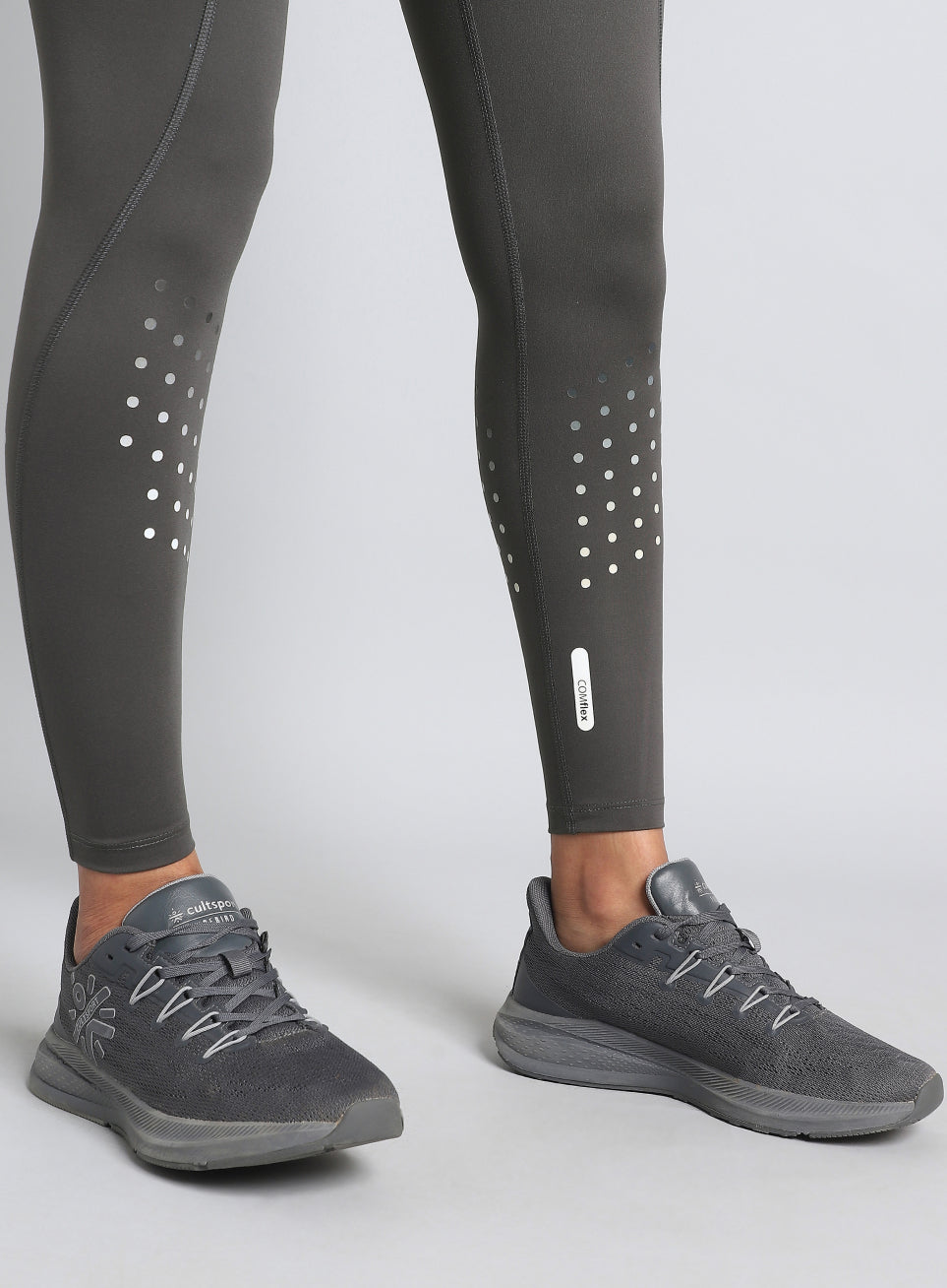Women's Dark Grey Ultimate Run COMFlex Tights