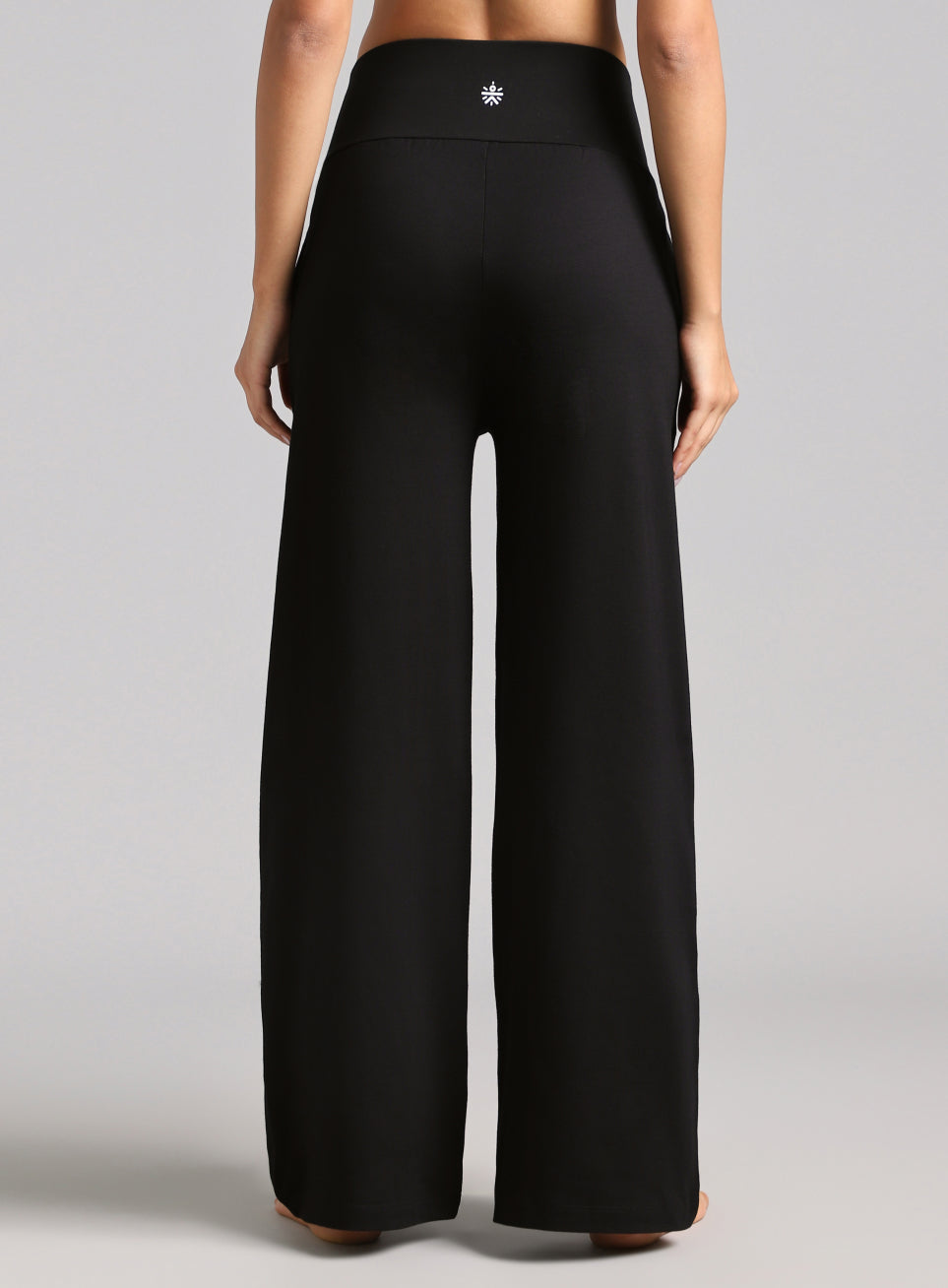 Women's Black Flow Form Yoga Straight Pants