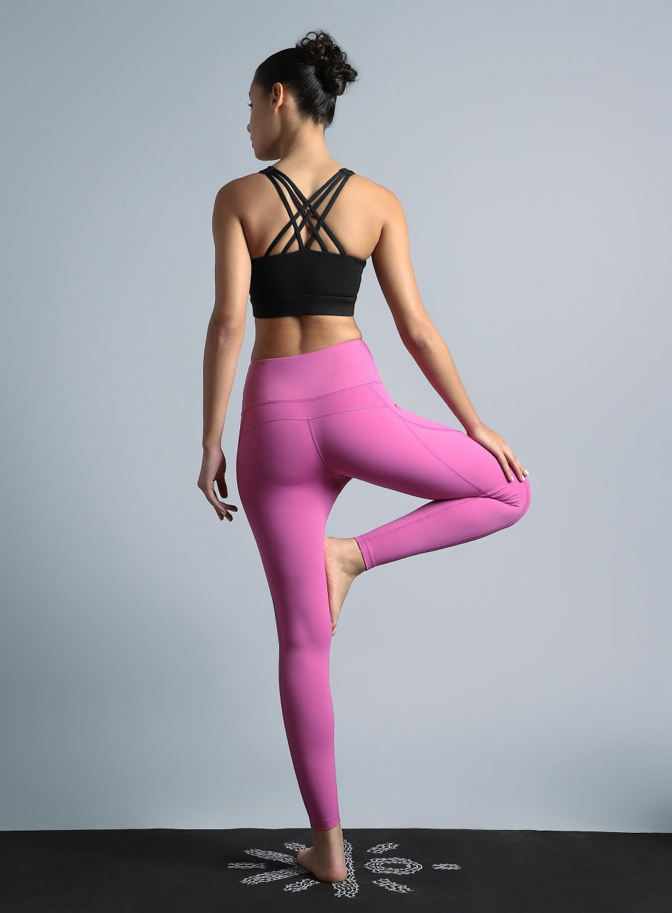 Women's Black Yoga Flow High Support Bra