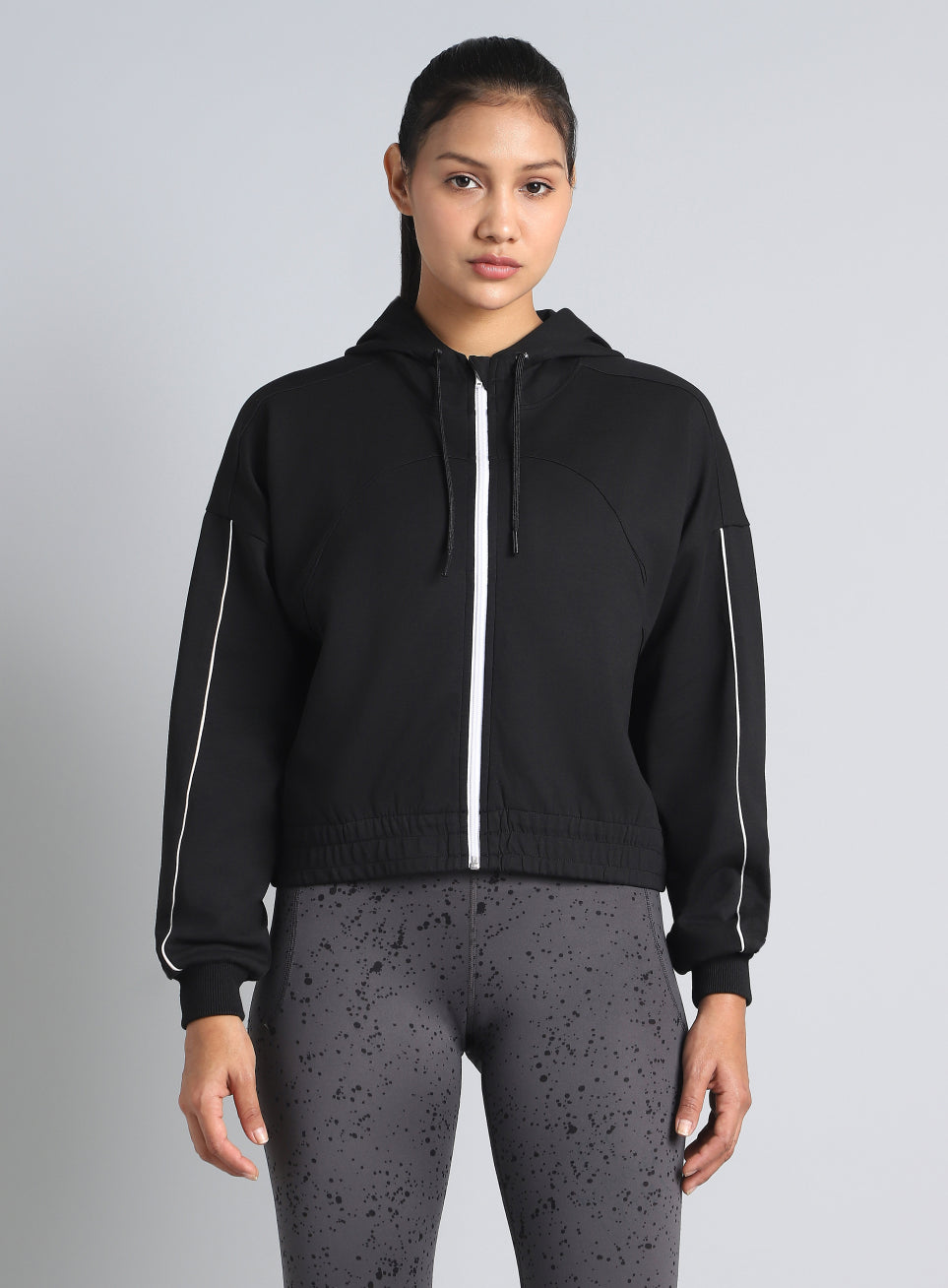 Women's Black Workout Essential Cropped Jacket