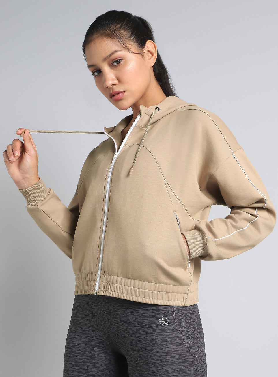 Women's Khaki Workout Essential Cropped Jacket