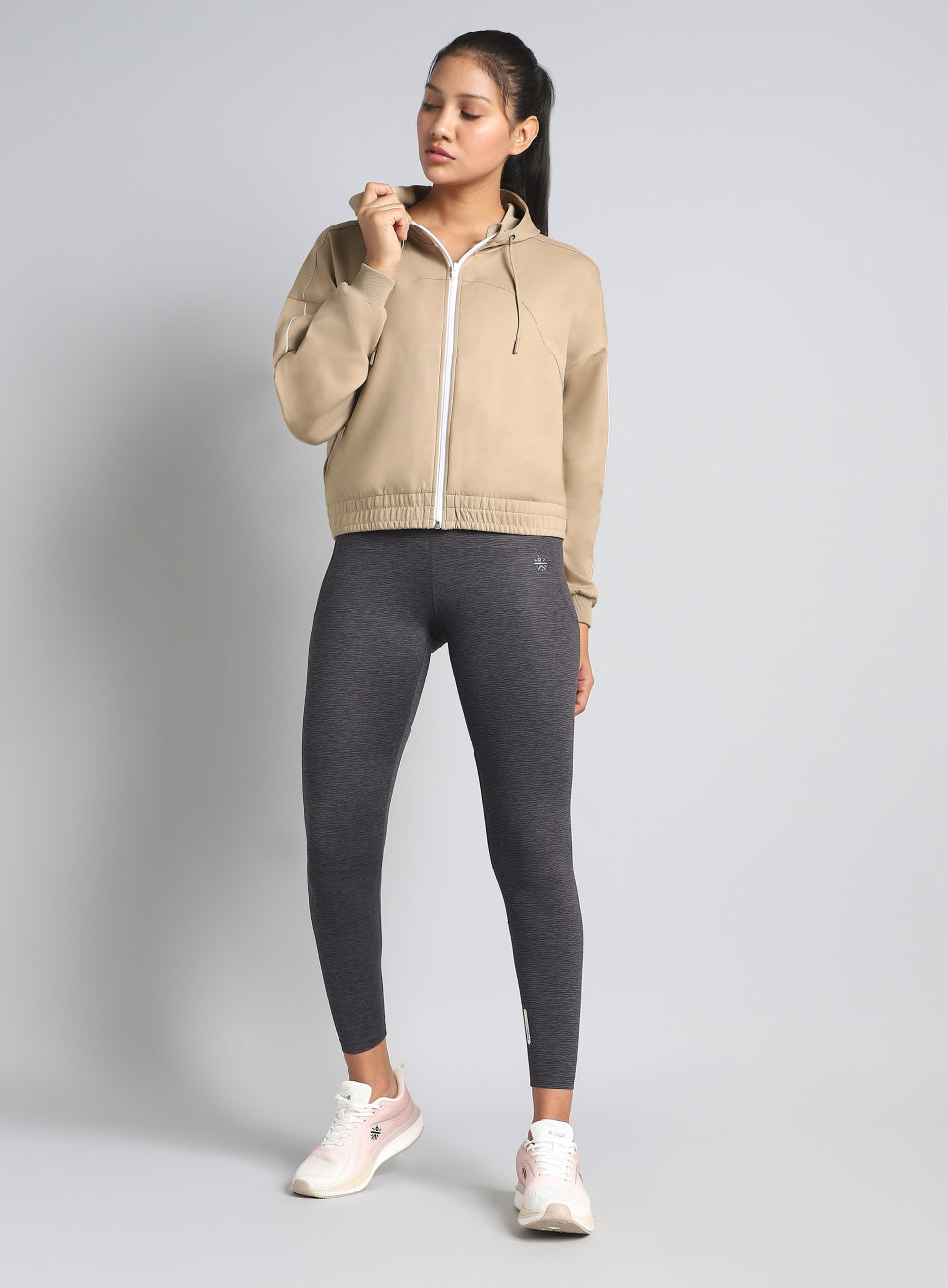 Women's Khaki Workout Essential Cropped Jacket