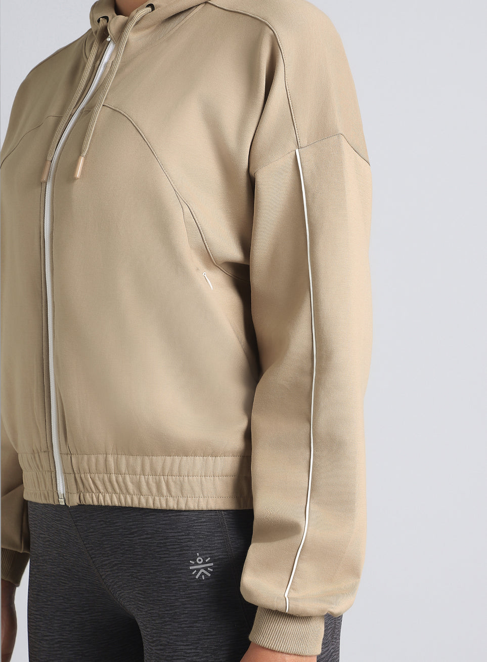 Women's Khaki Workout Essential Cropped Jacket