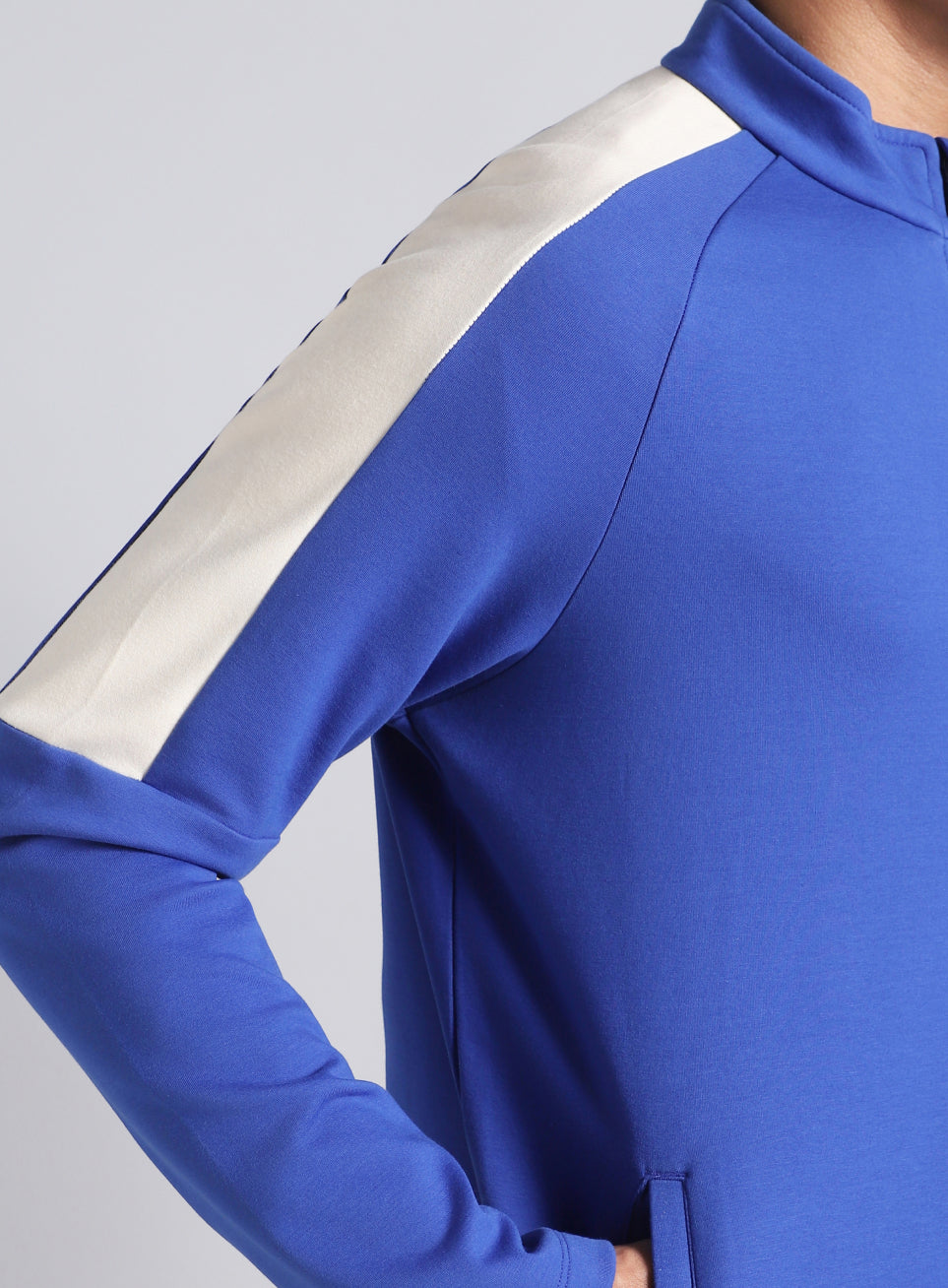 Men's Blue Workout Essential Mid Layer Jacket