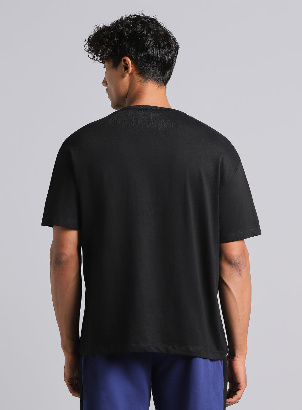 Cult Men's Black in Motion Graphic Relaxed Fit T-shirt