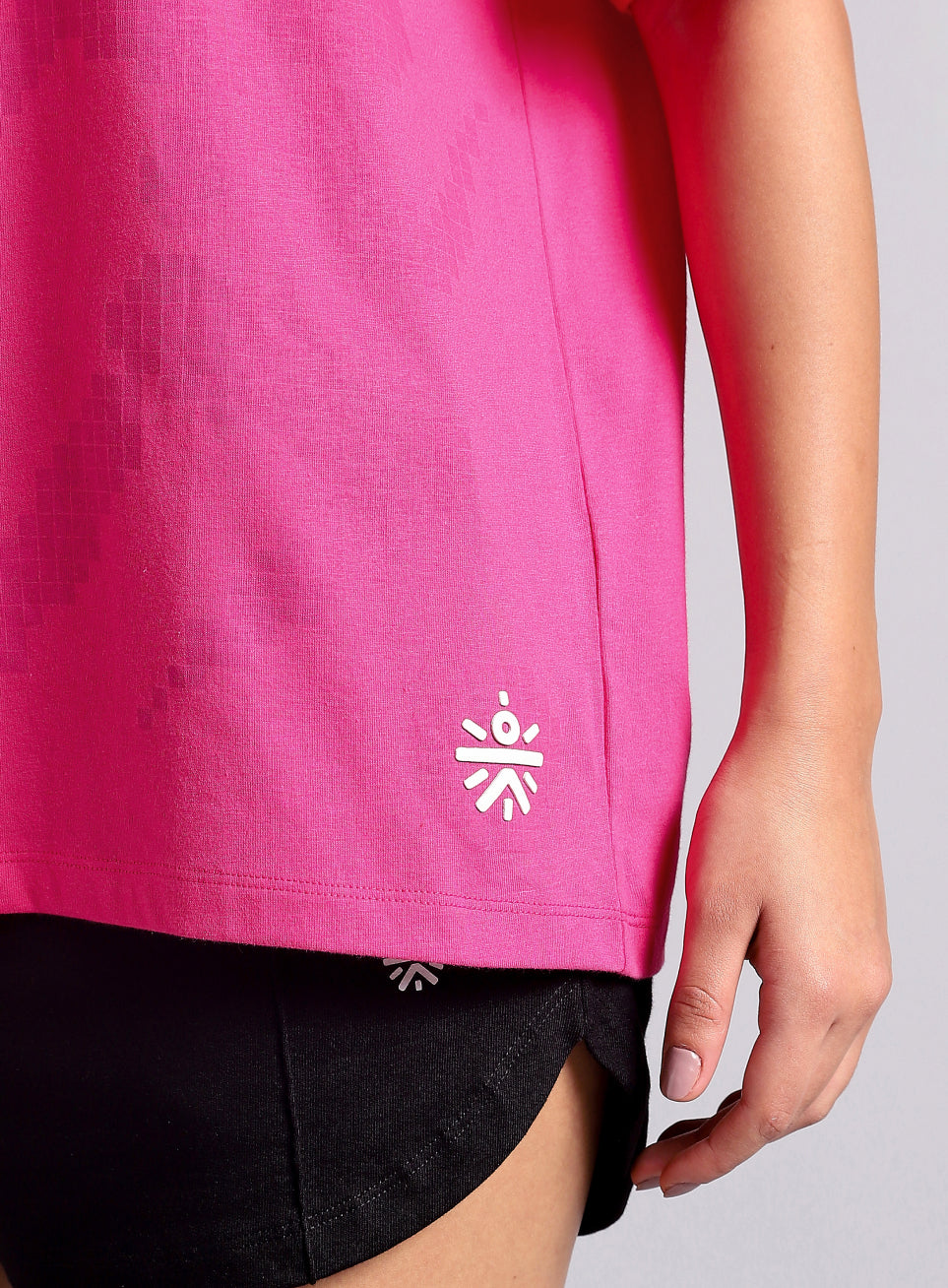 Women's Pink On The Move Graphic Oversized Fit T-shirt