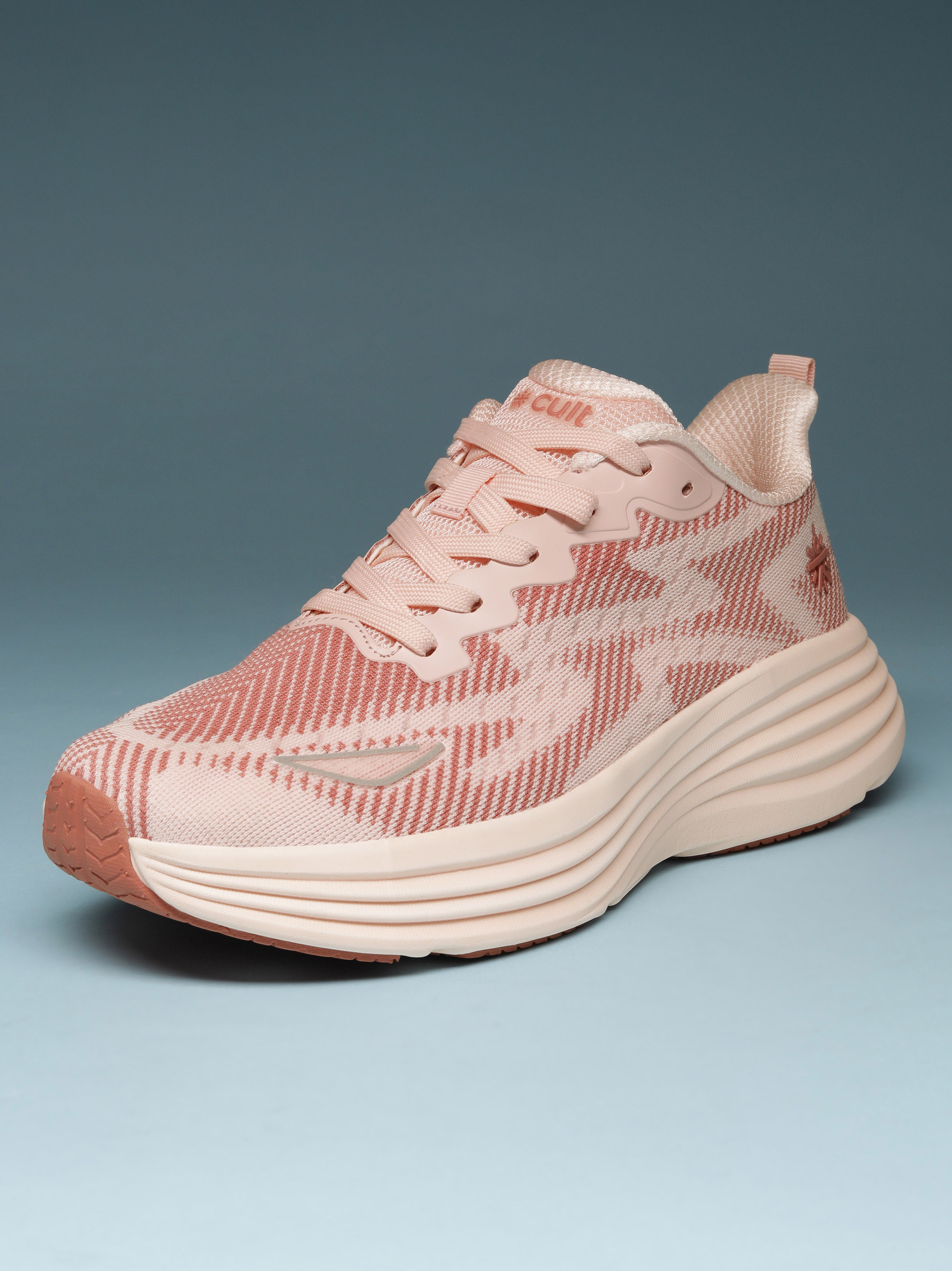 cult Women's PaceLite Walking Shoes - Peach