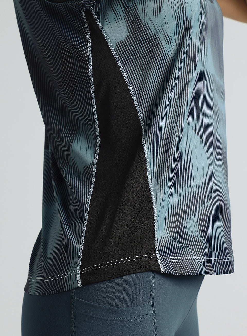 Women's Blue Urban Camo Run T-shirt