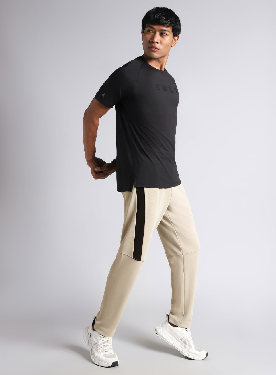Men's Grey Runner Essential Trackpants