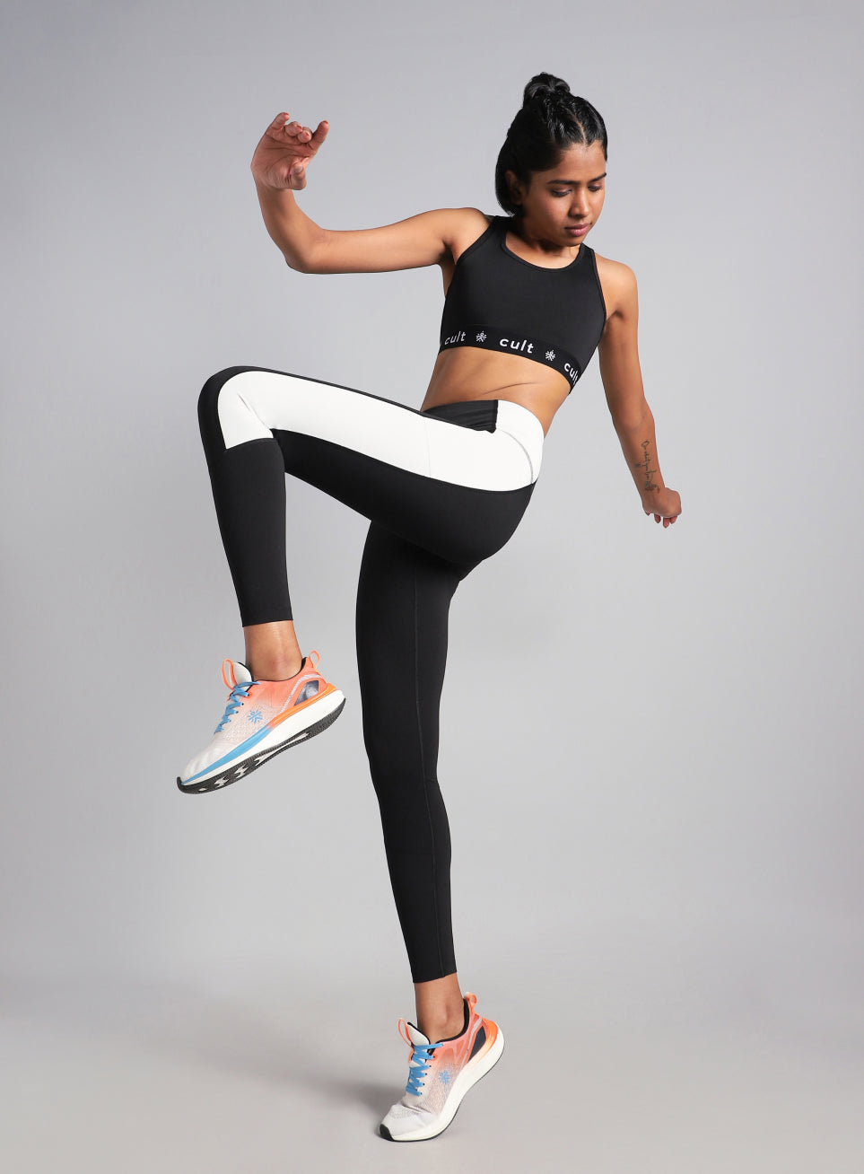 Women's Black Colourblock Runner's Pro Comflex Tights