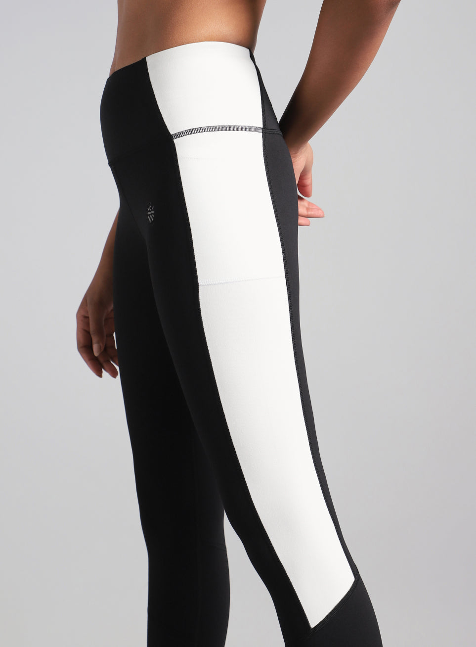 Women's Black Colourblock Runner's Pro Comflex Tights