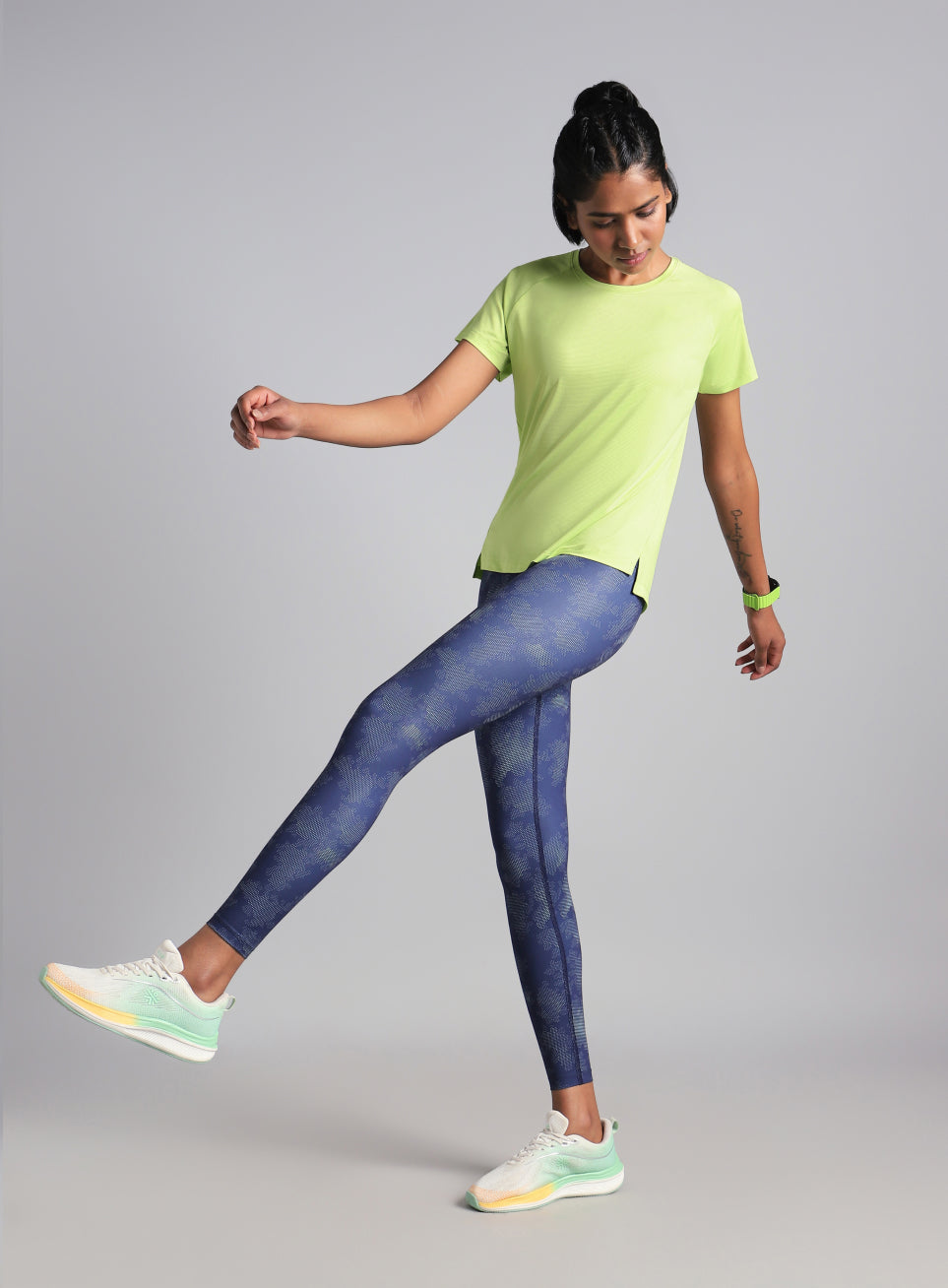 Women's Green Swift Runner Tee