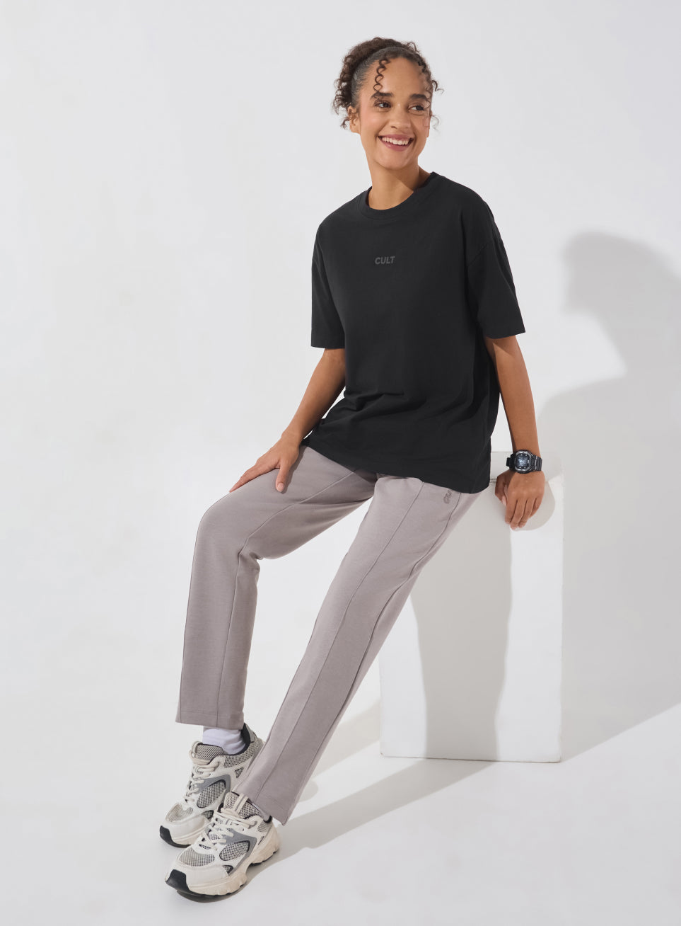 Women's Black Soft Form Comfort Oversized T-shirt