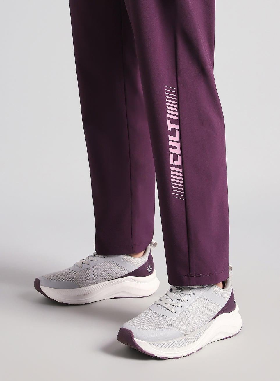 Women's Wine Speed Flex Trackpants