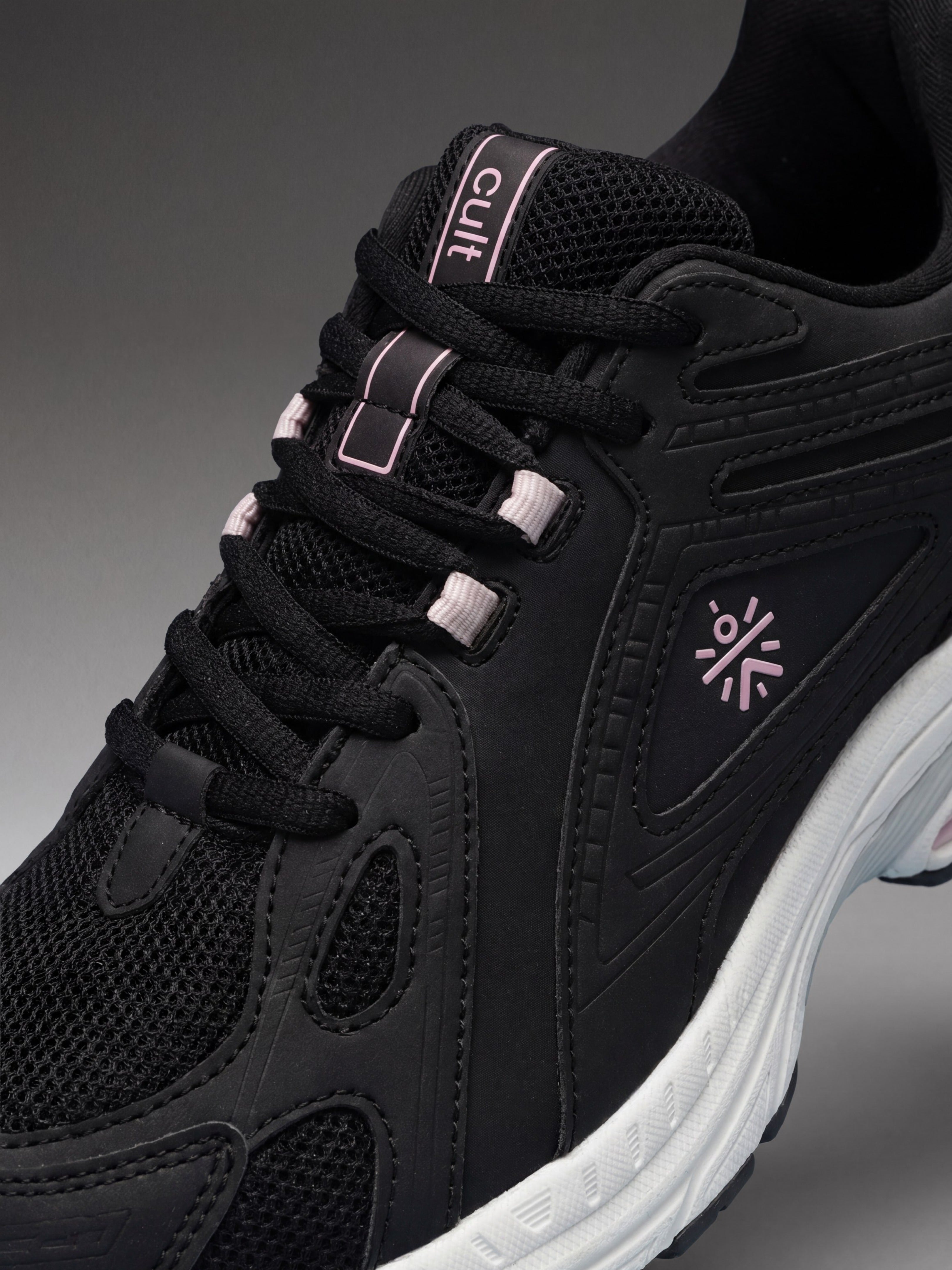 cult Women's GlideSync Sneakers - Black