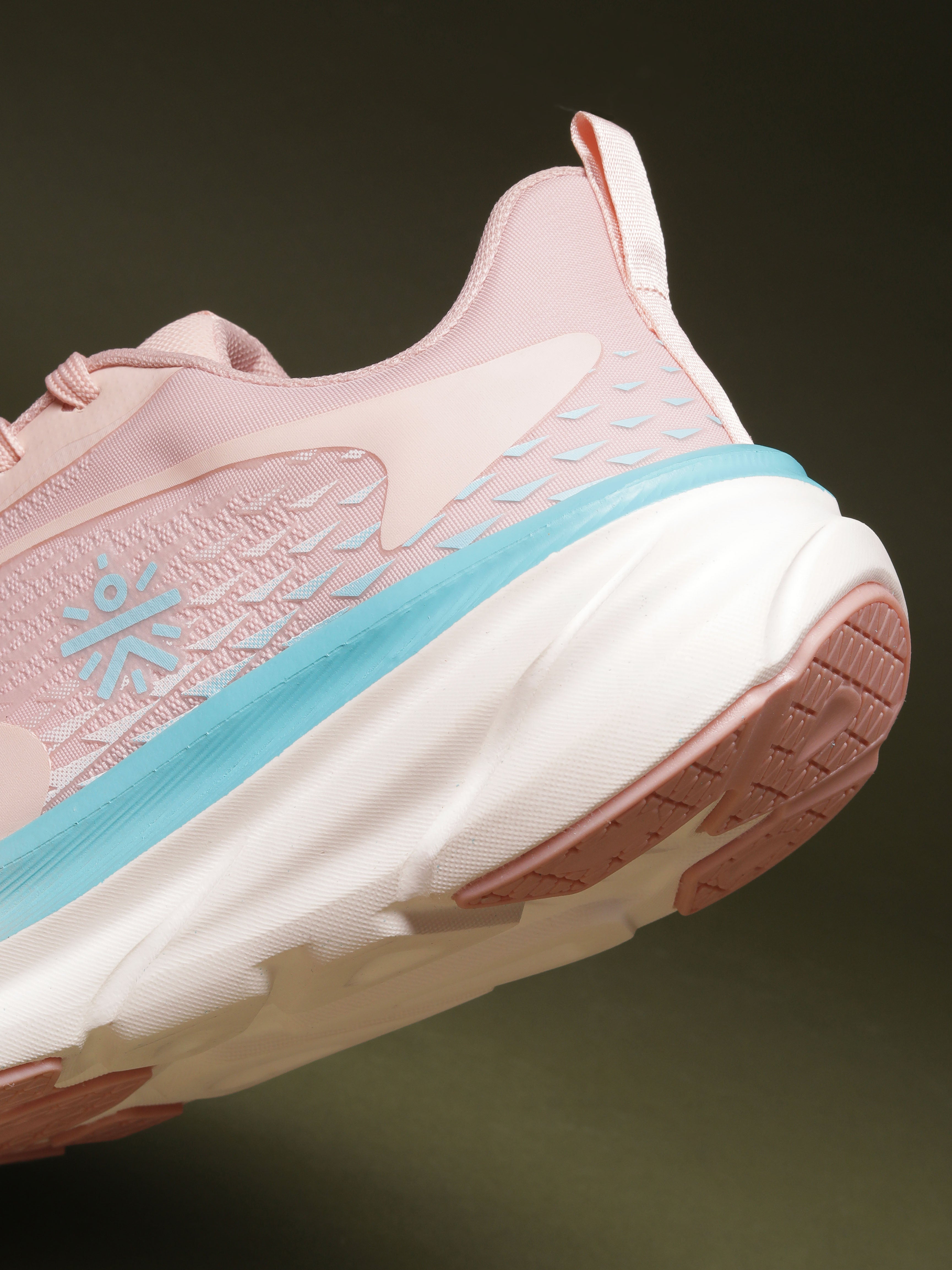 cult Women's CloudRise Running Shoes - Peach