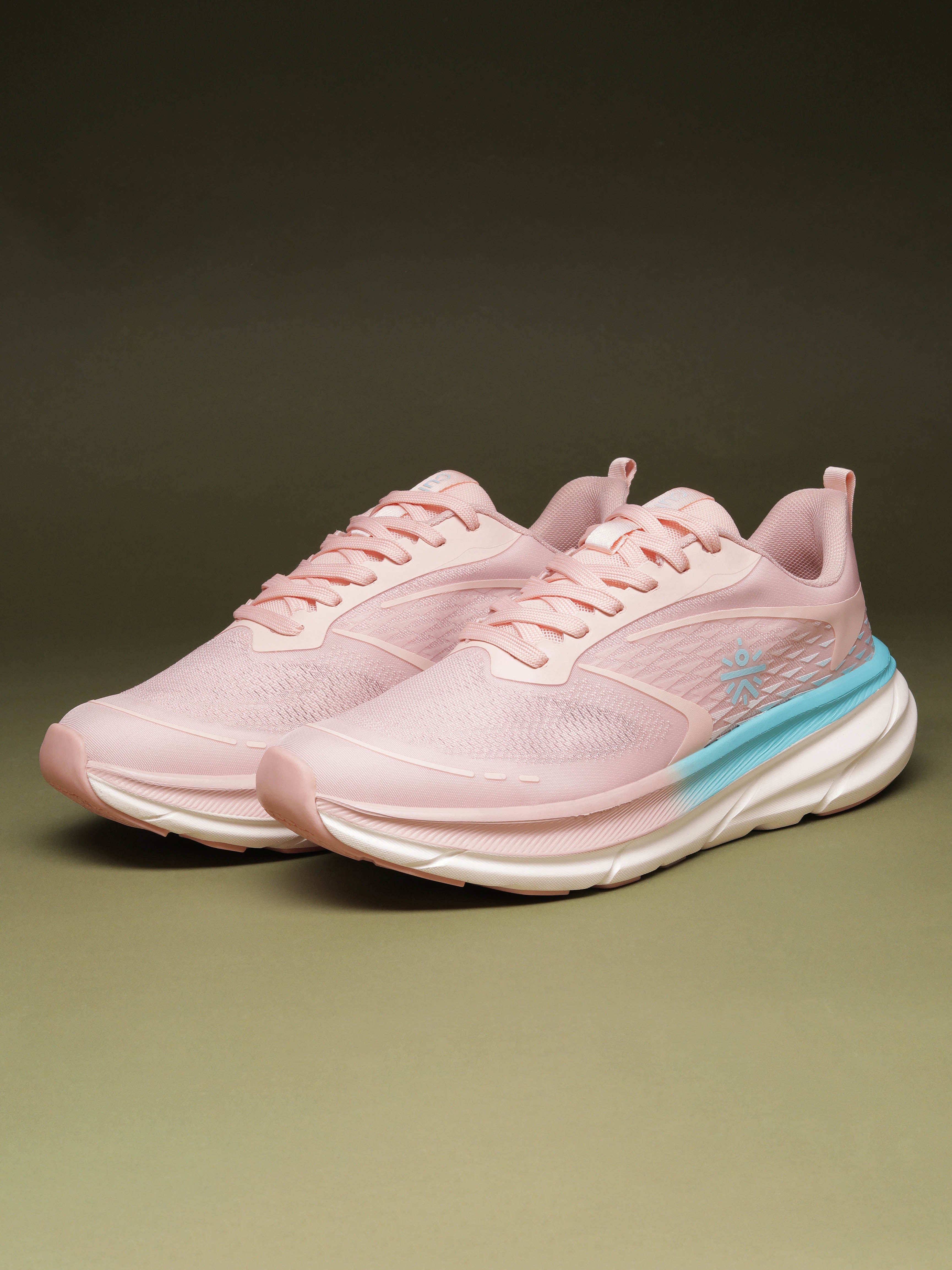 cult Women's CloudRise Running Shoes - Peach
