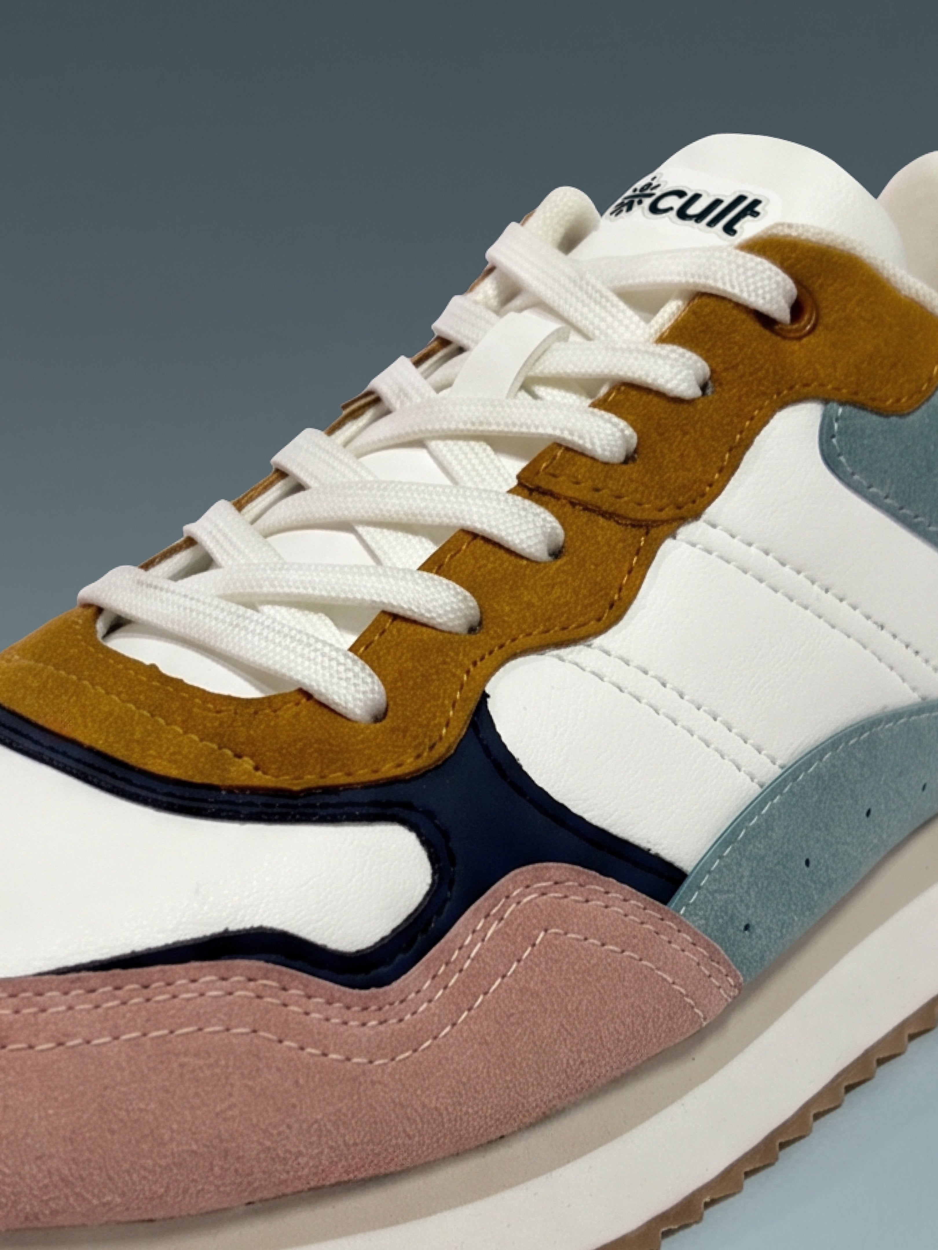 cult Women's RetroEdge Sneakers - White/Slate