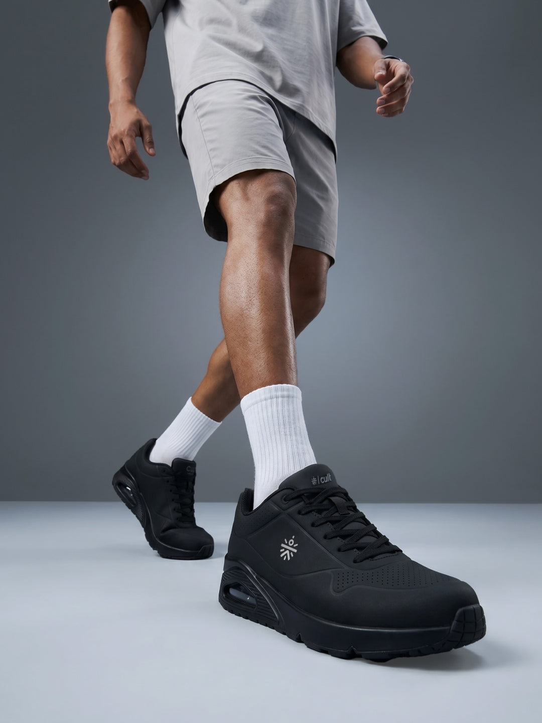 cult Men's AirFoam Sneakers - Black