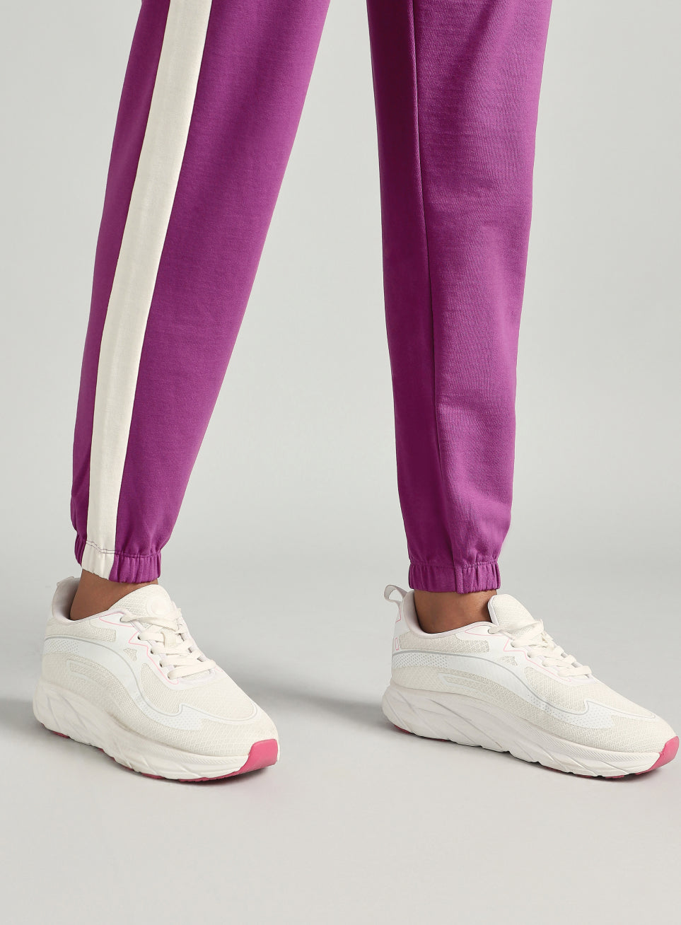 Women's Pink Sculpt Training Joggers