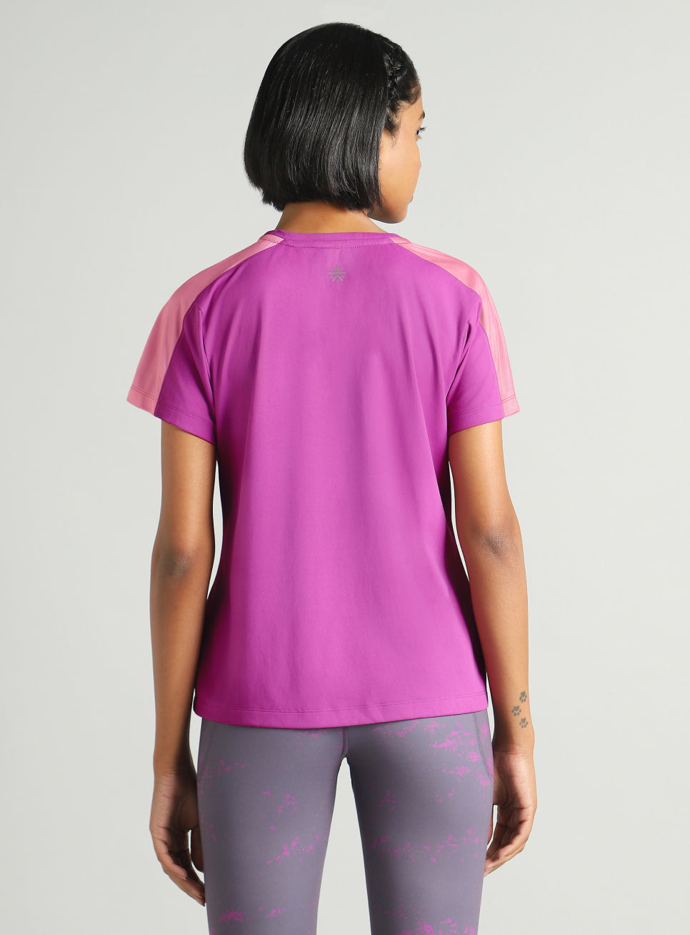 Women's Pink Shoulder Pop Active T-shirt