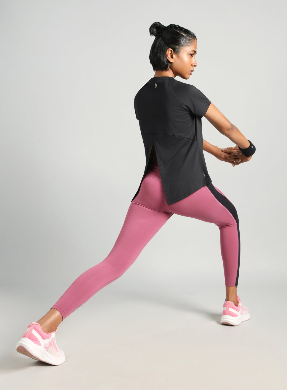 Women's Black Flow HIIT Top