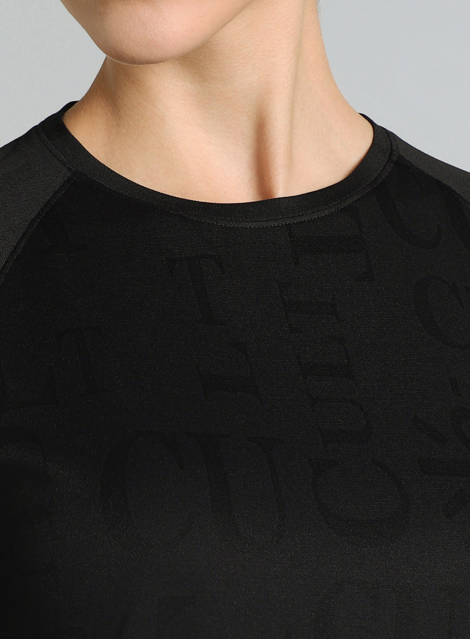 Women's Black CULT ZERO Knit Tech Running T-shirt