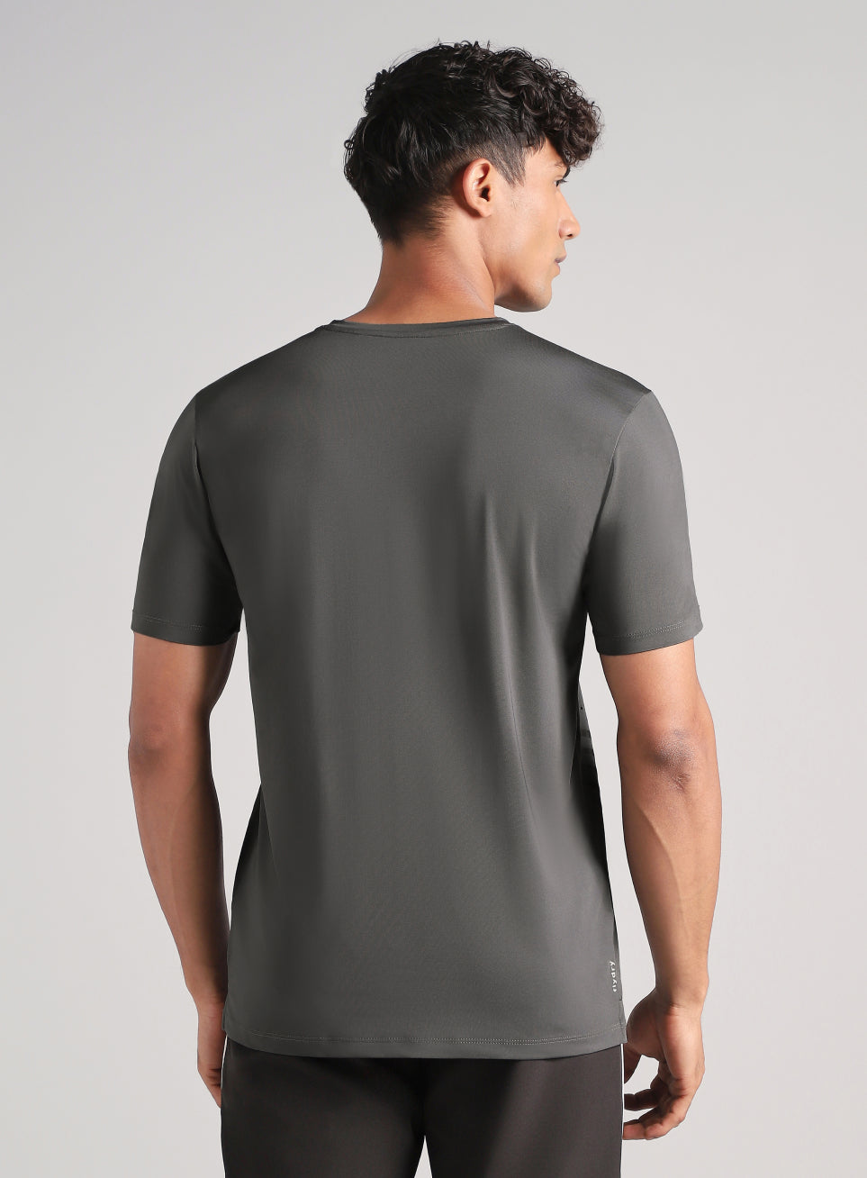 Men's Dark Grey Contour Vent Training T-Shirt