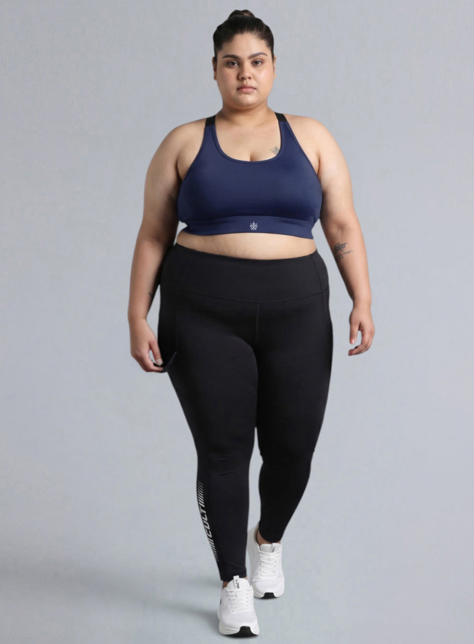 Women's Blue Adjustable Strap Training High Support Plus Size Sports Bra
