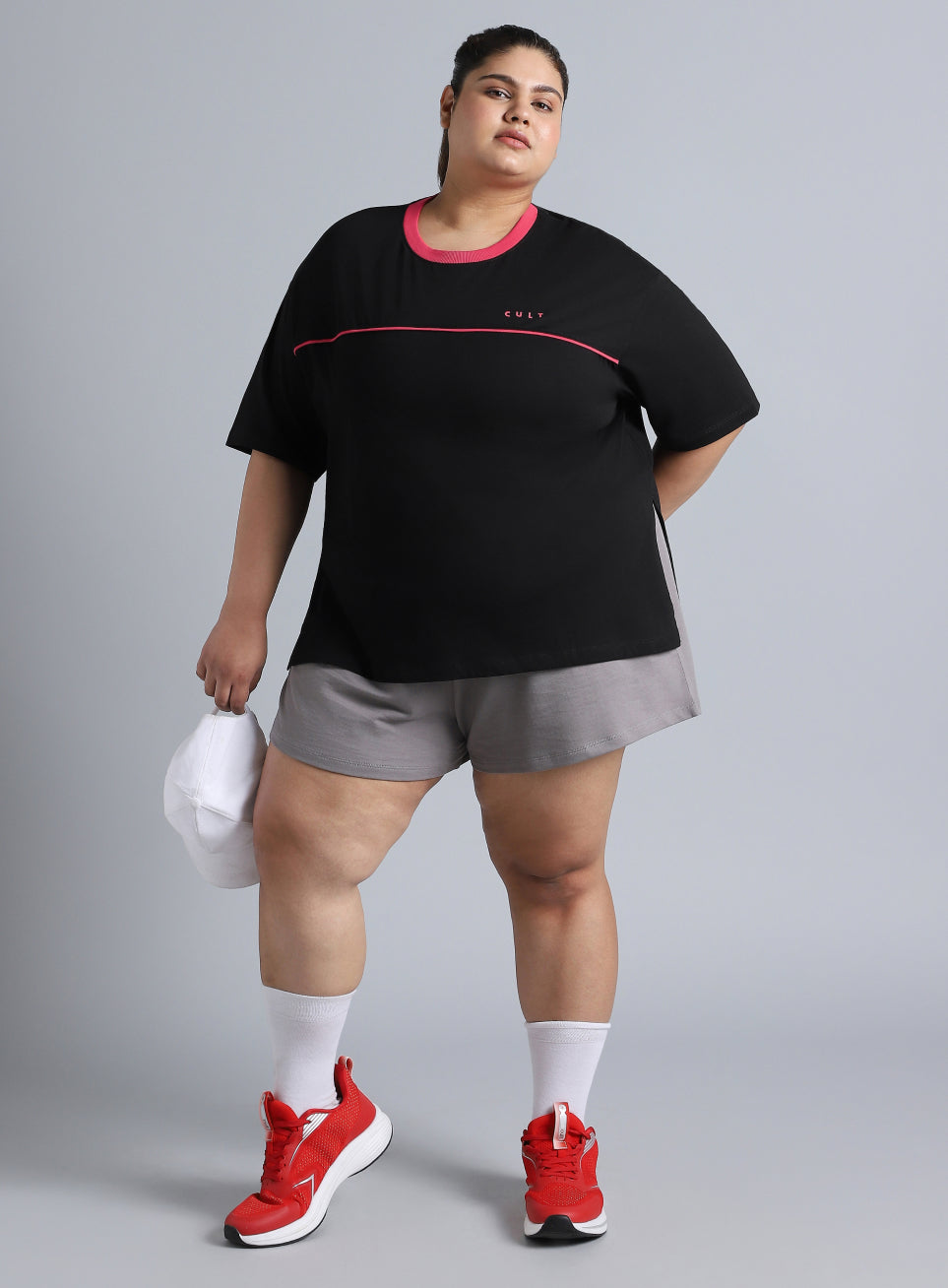 Women's Black Cult Classic Oversized Fit Plus Size T-shirt