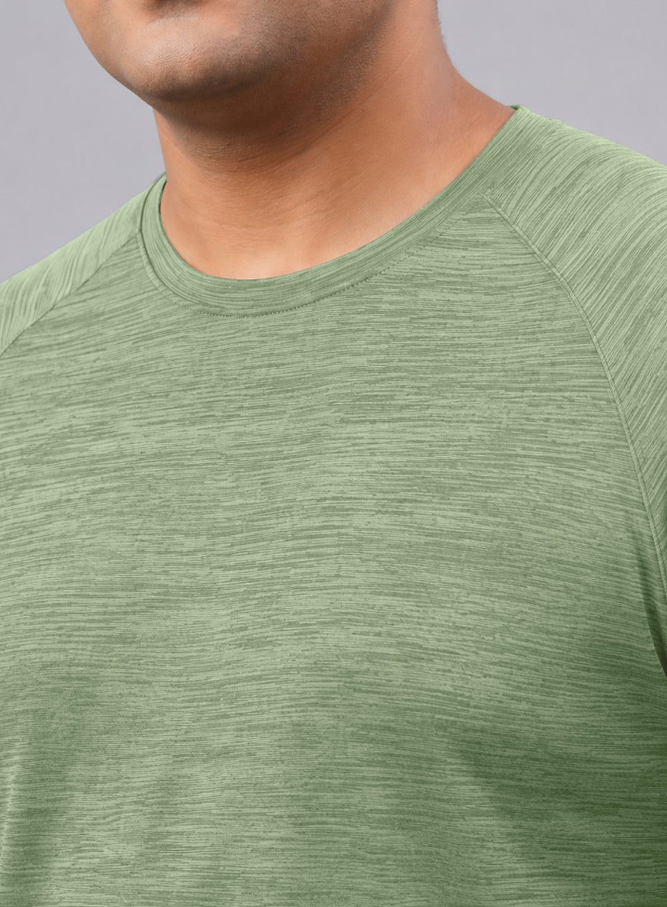 Men's Green Textured Performance Plus Size T-shirt