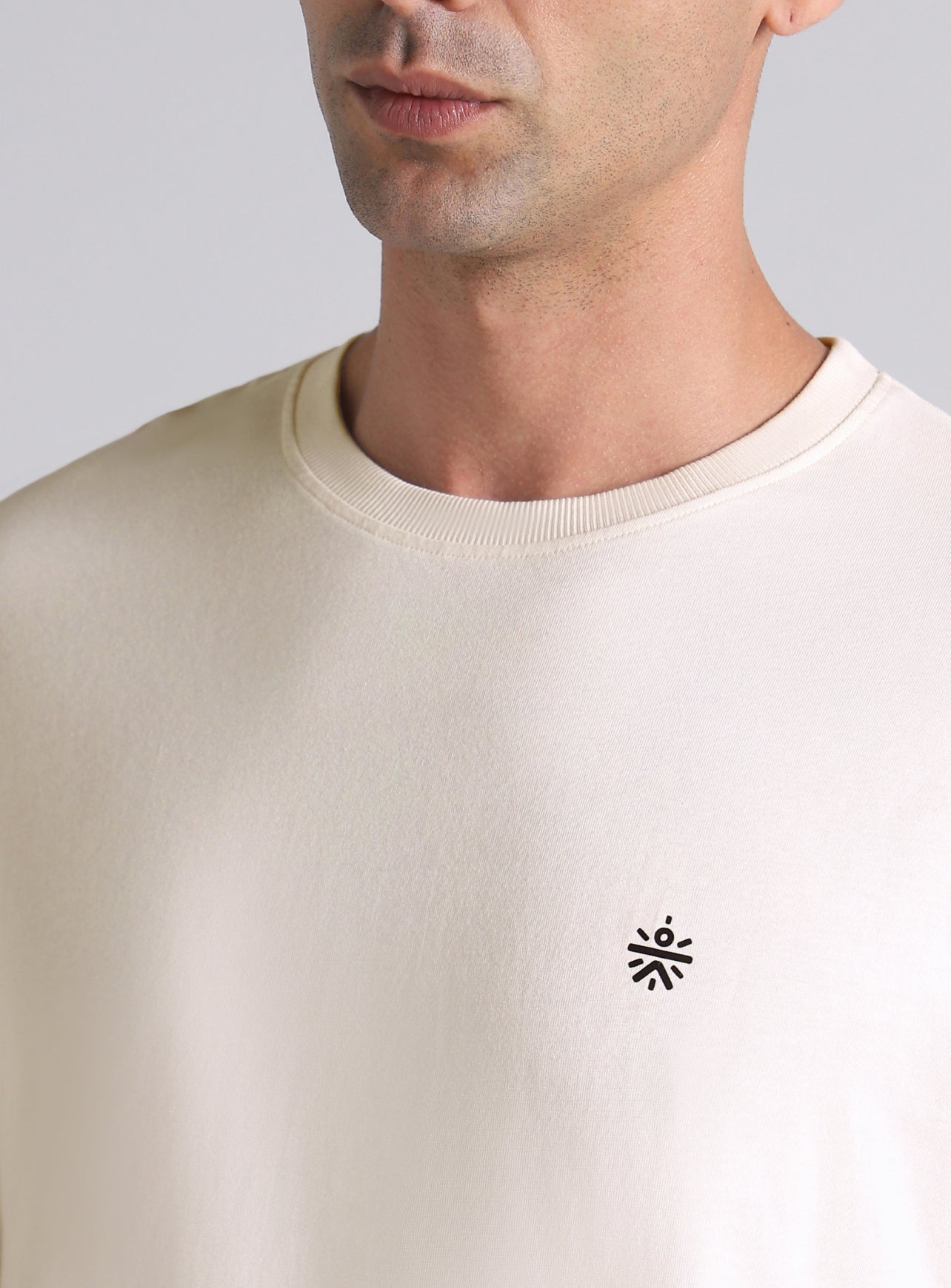 Men's Off-White V-man Relaxed Fit Full Sleeve T-shirt