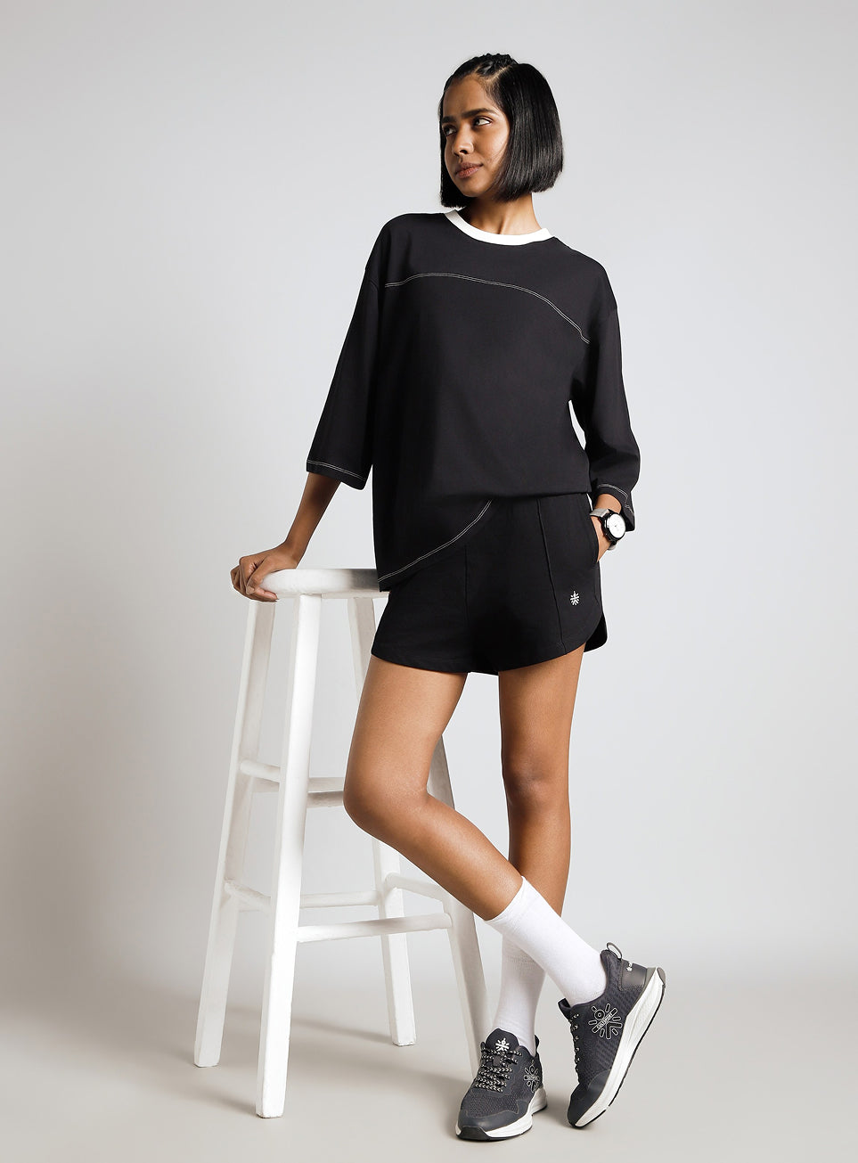 Women's Black Transition Graphic Oversized T-shirt