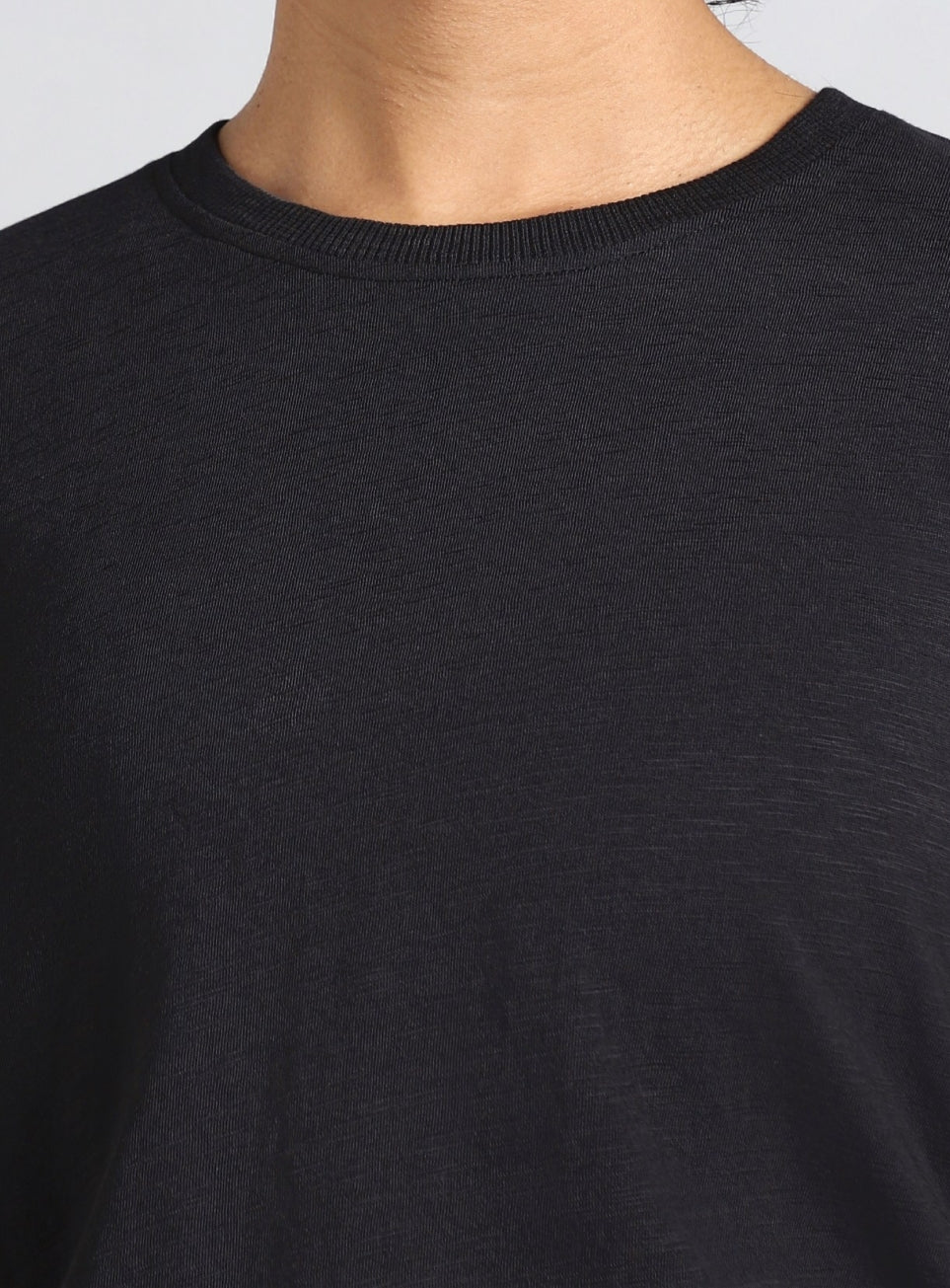 Women's Black Side Ruching Flow T-shirt